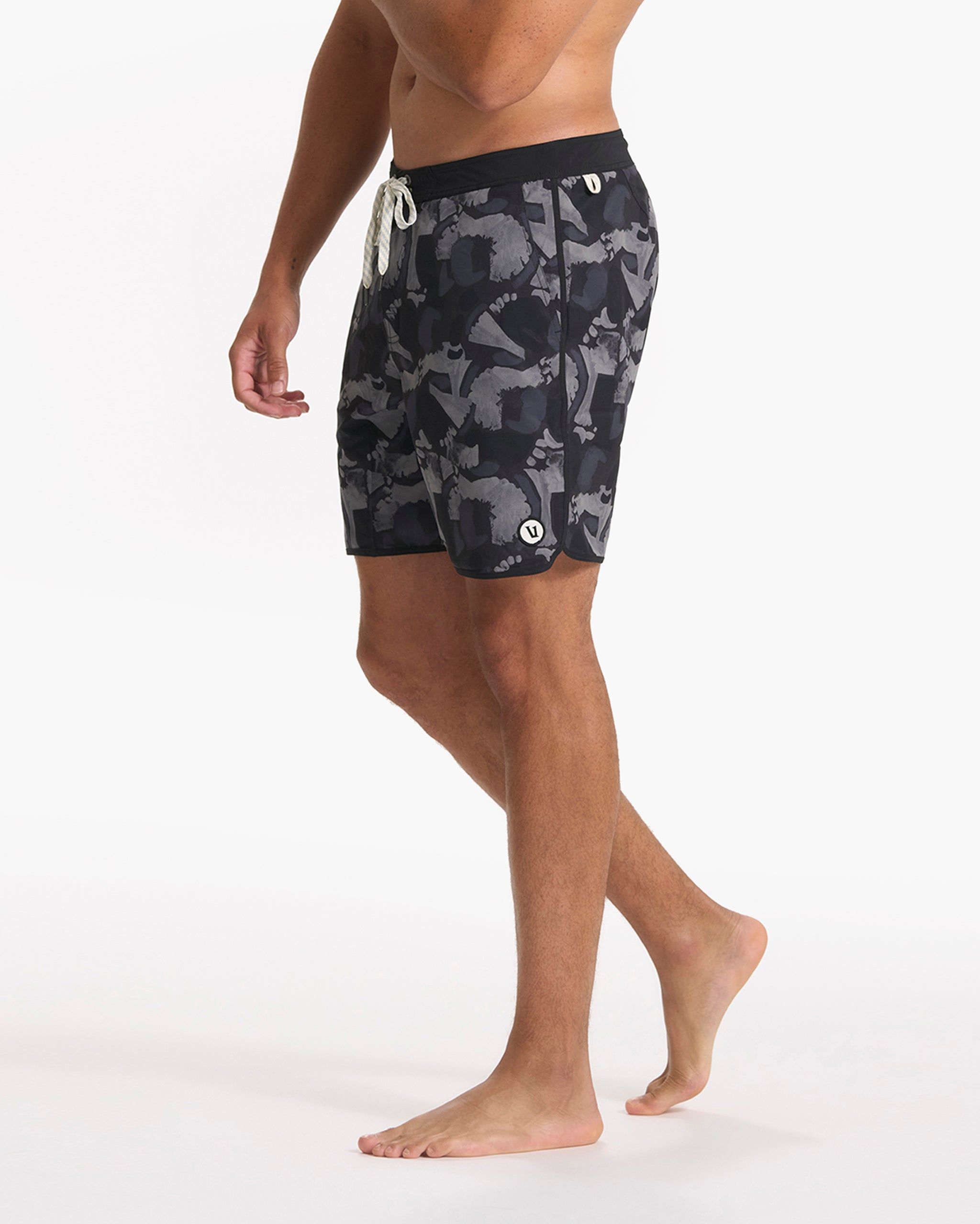 Cruise Boardshort | Black Abstract sold by Vuori product image thumbnail 4