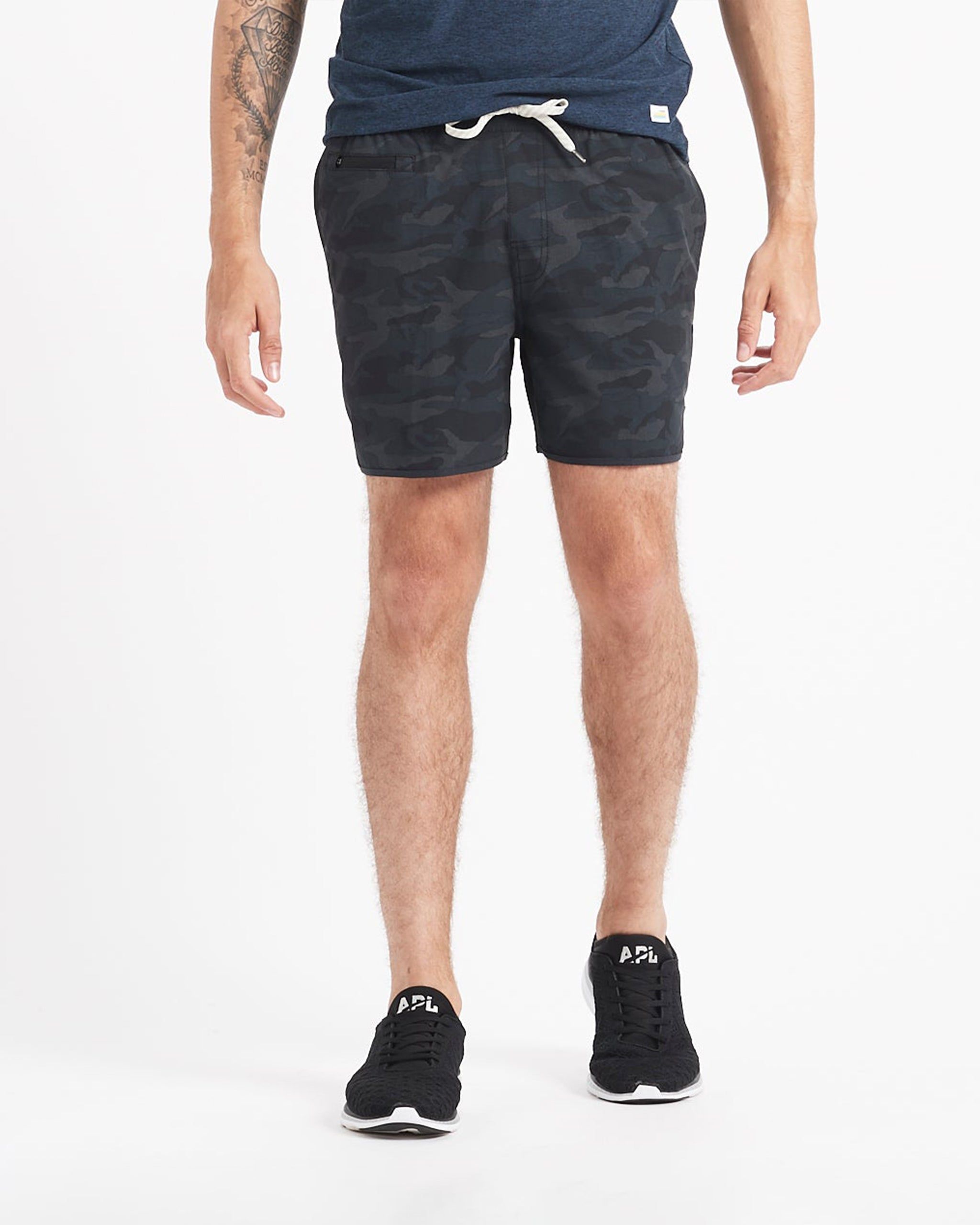 Banks Short 5" | Black Camo sold by Vuori product image thumbnail 2