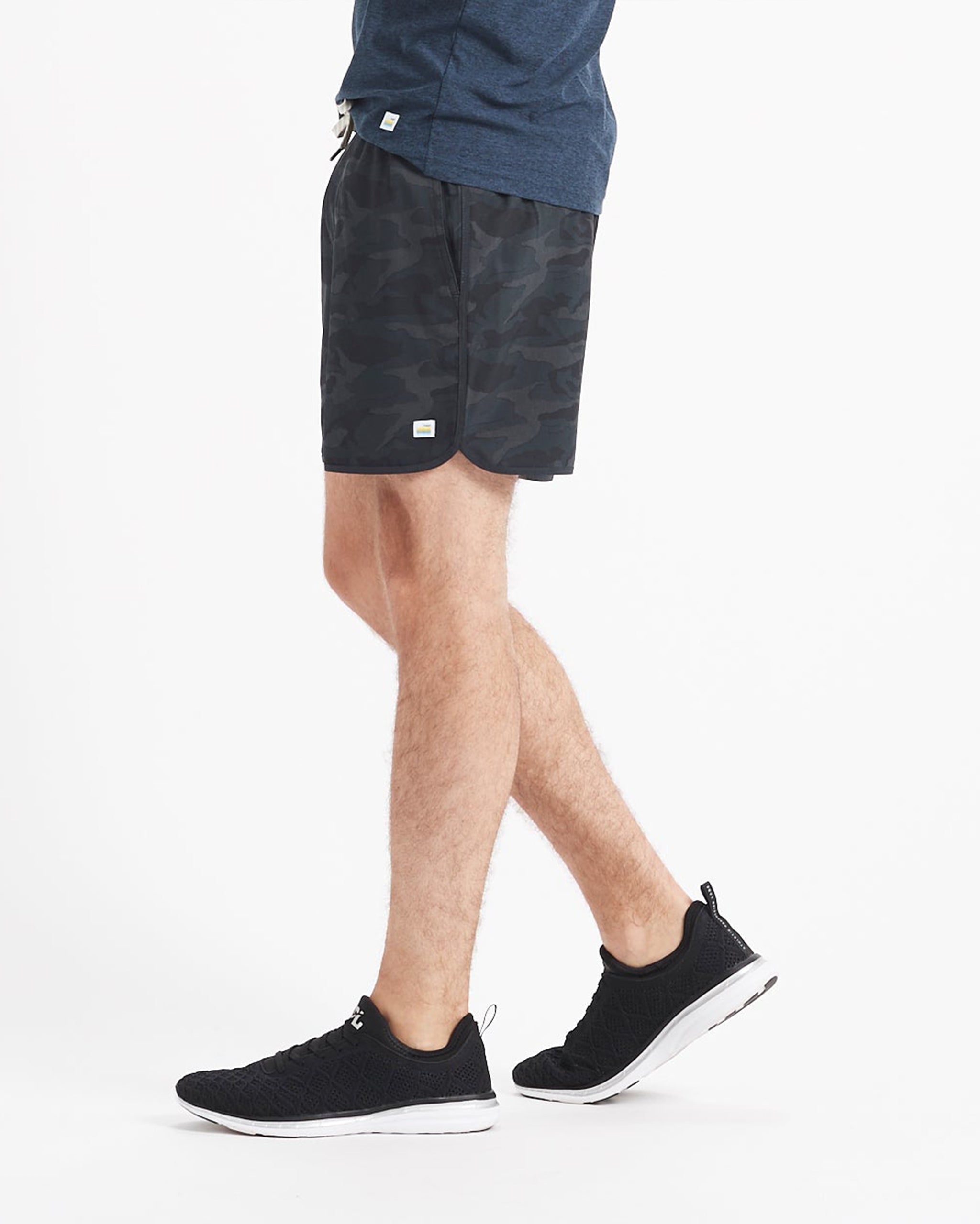 Banks Short 5" | Black Camo sold by Vuori product image thumbnail 3