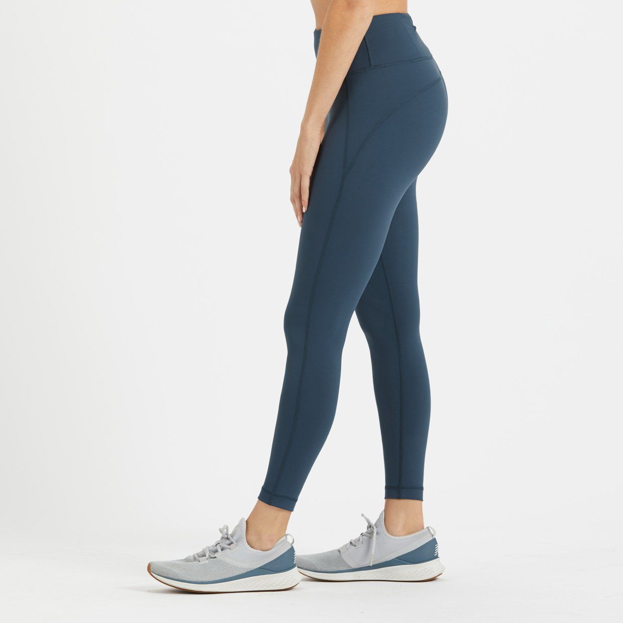 Pace High Rise Legging | Indigo sold by Vuori product image thumbnail 2