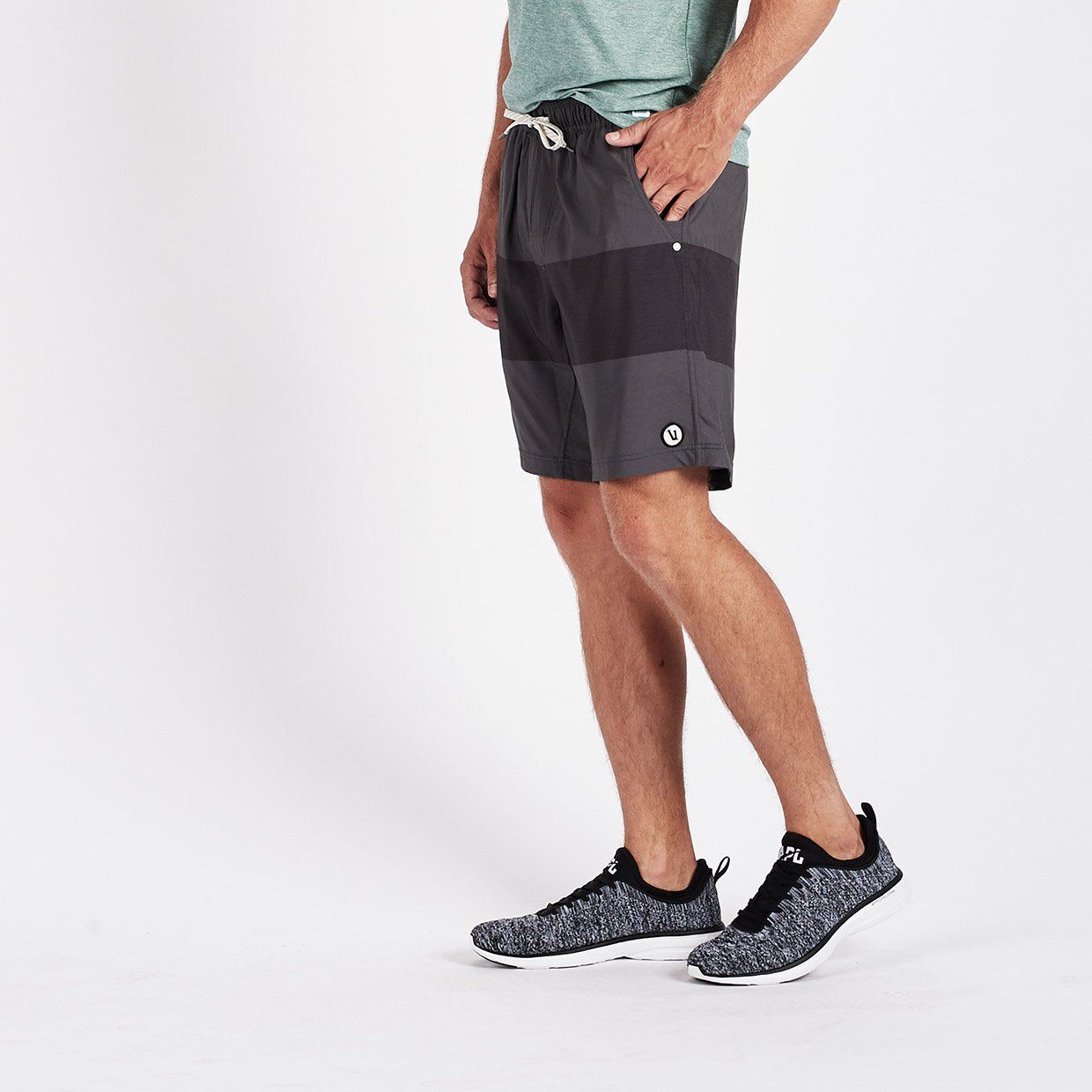 Kore Short | Charcoal Texture Block sold by Vuori product image thumbnail 3