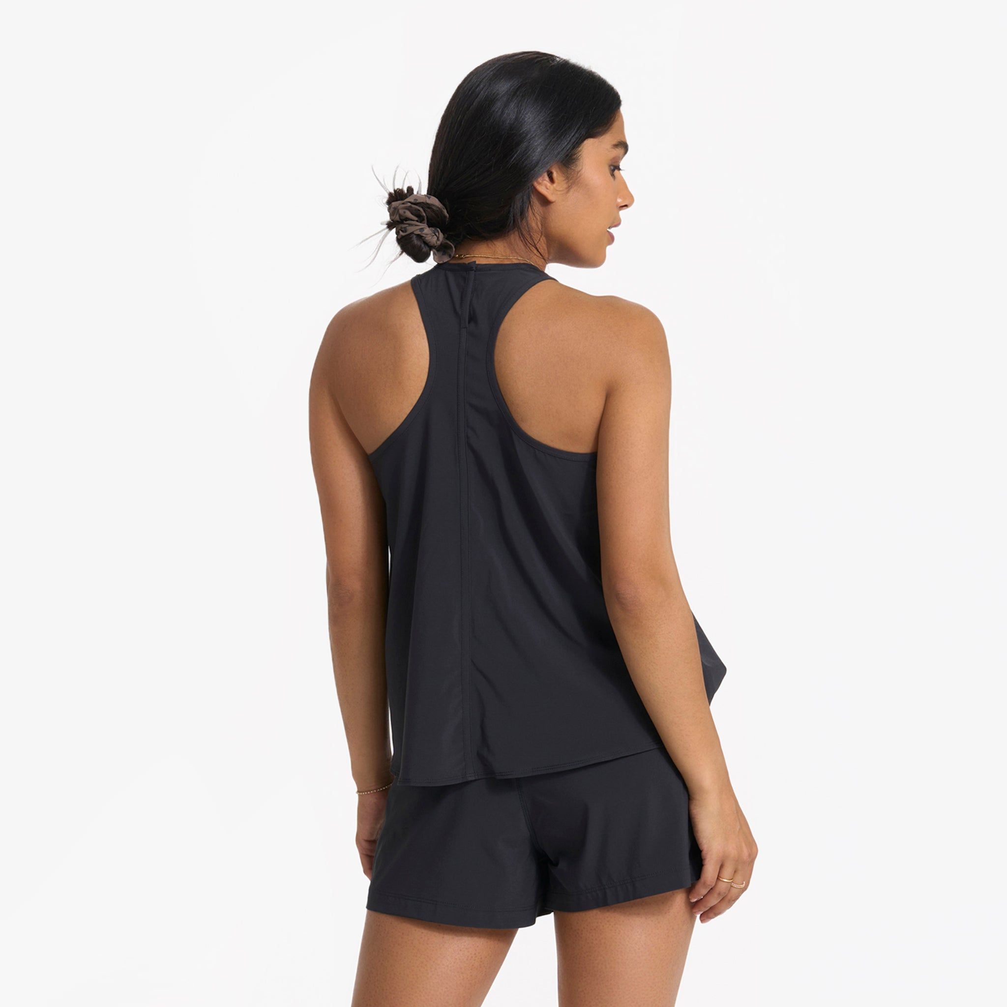 Villa Tank | Black sold by Vuori product image thumbnail 3