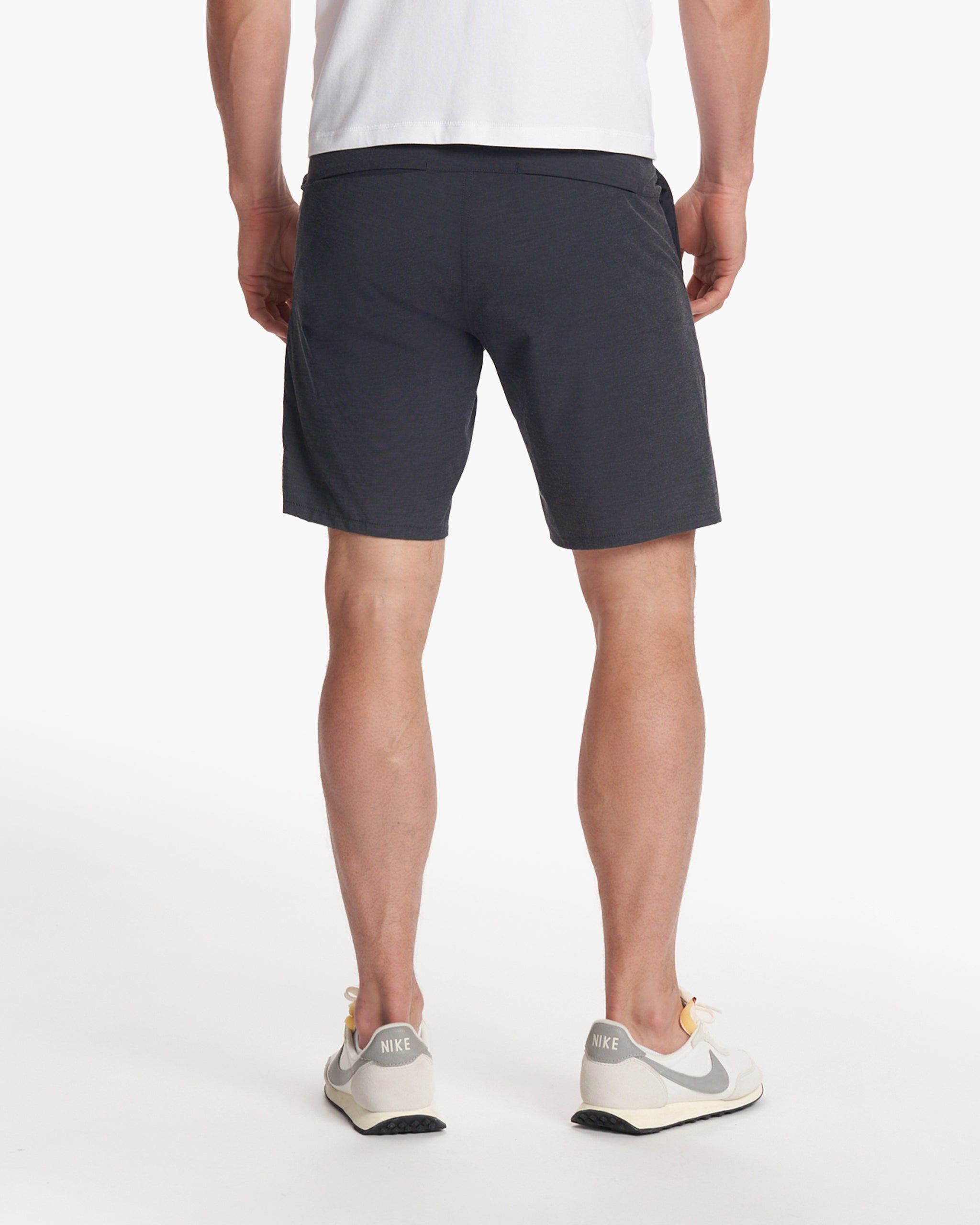 Aim Short | Navy sold by Vuori product image thumbnail 5