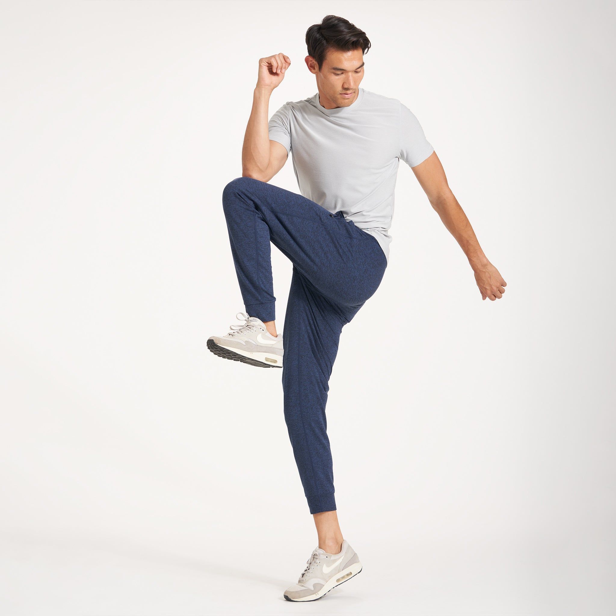 Ponto Performance Jogger | Navy Heather sold by Vuori product image thumbnail 5