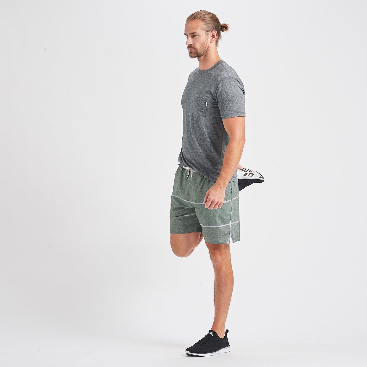 Trail Short | Evergreen Heather Stripe sold by Vuori product image thumbnail 4