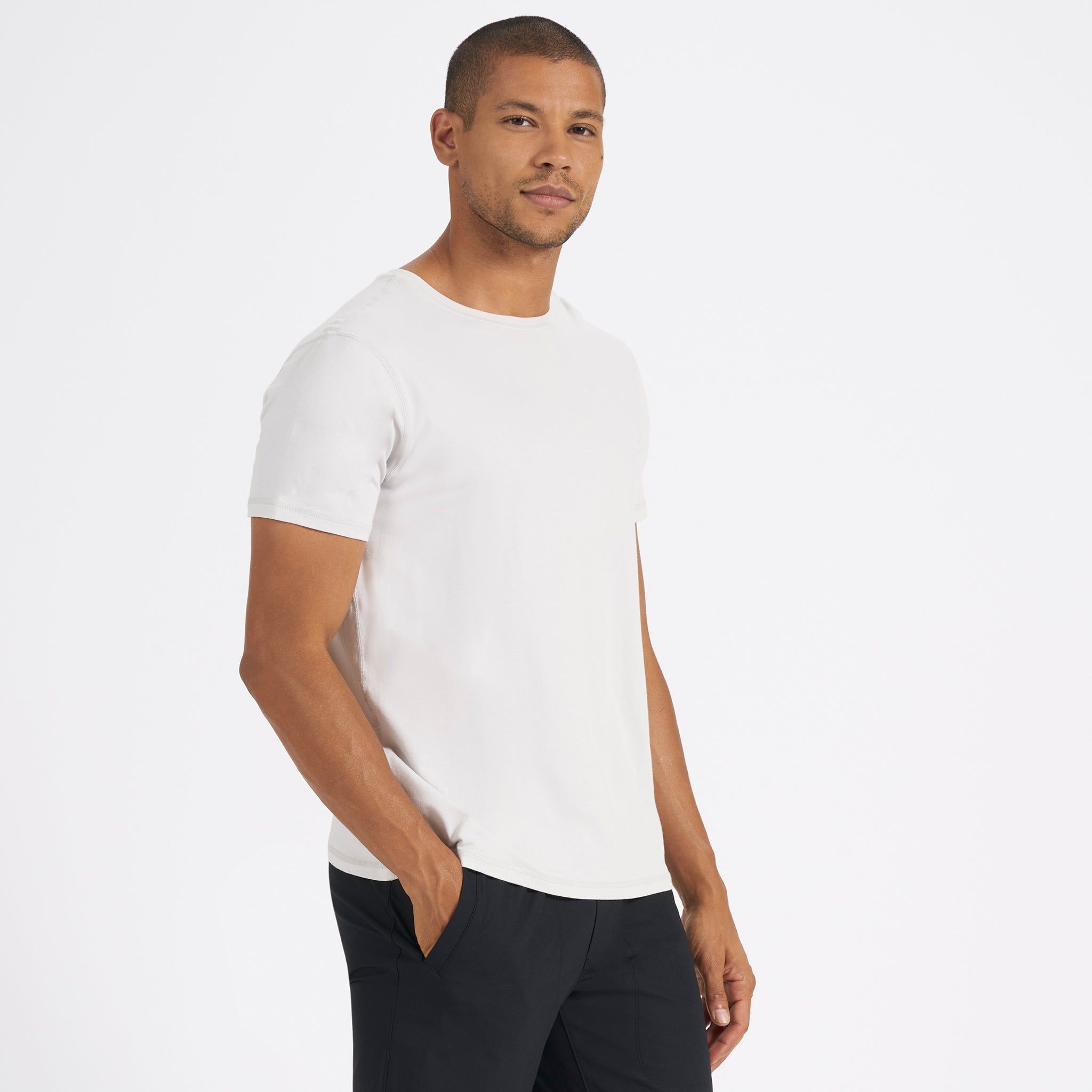 Tuvalu Tee | Salt sold by Vuori product image thumbnail 3