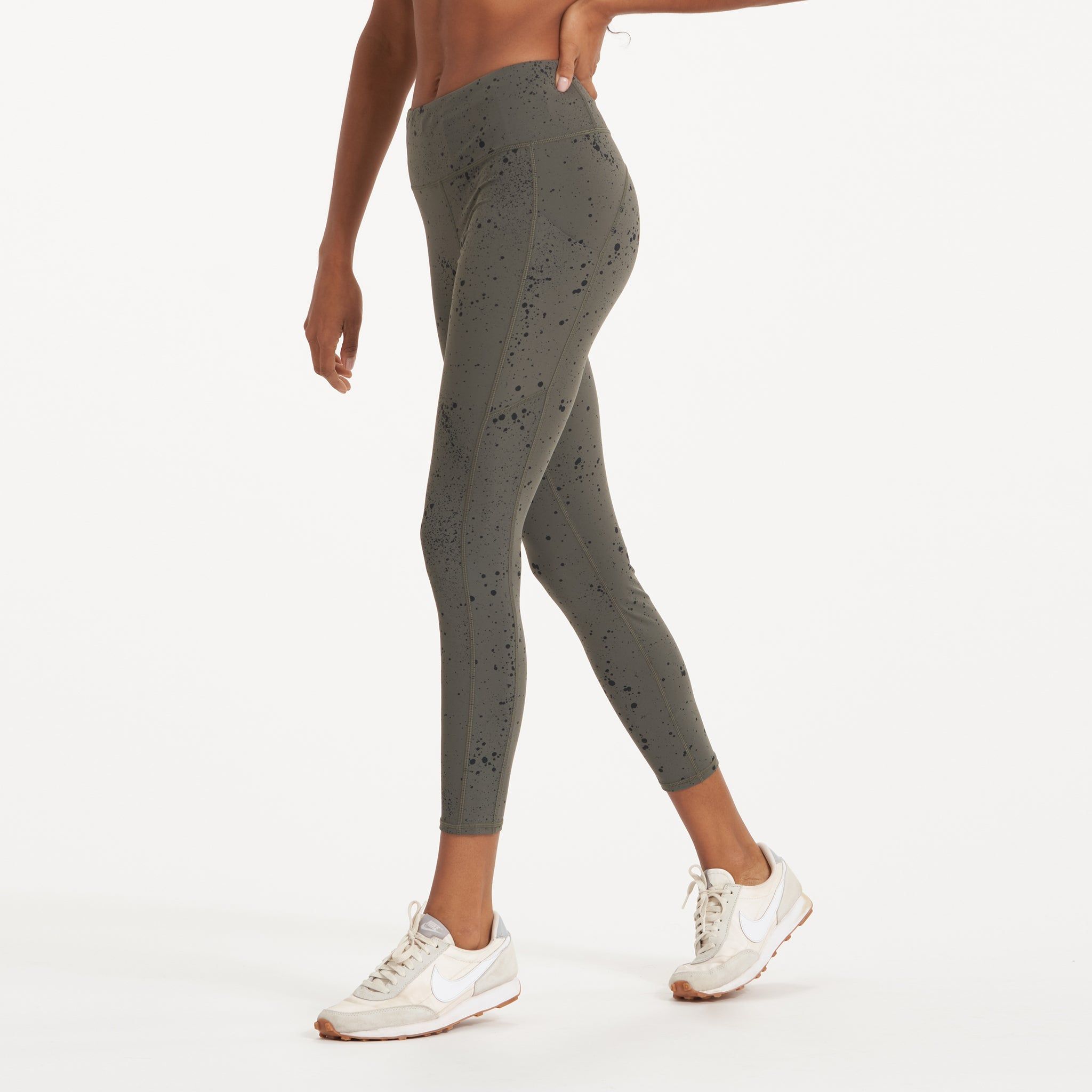 Stride Legging | Oregano Splatter sold by Vuori product image thumbnail 2