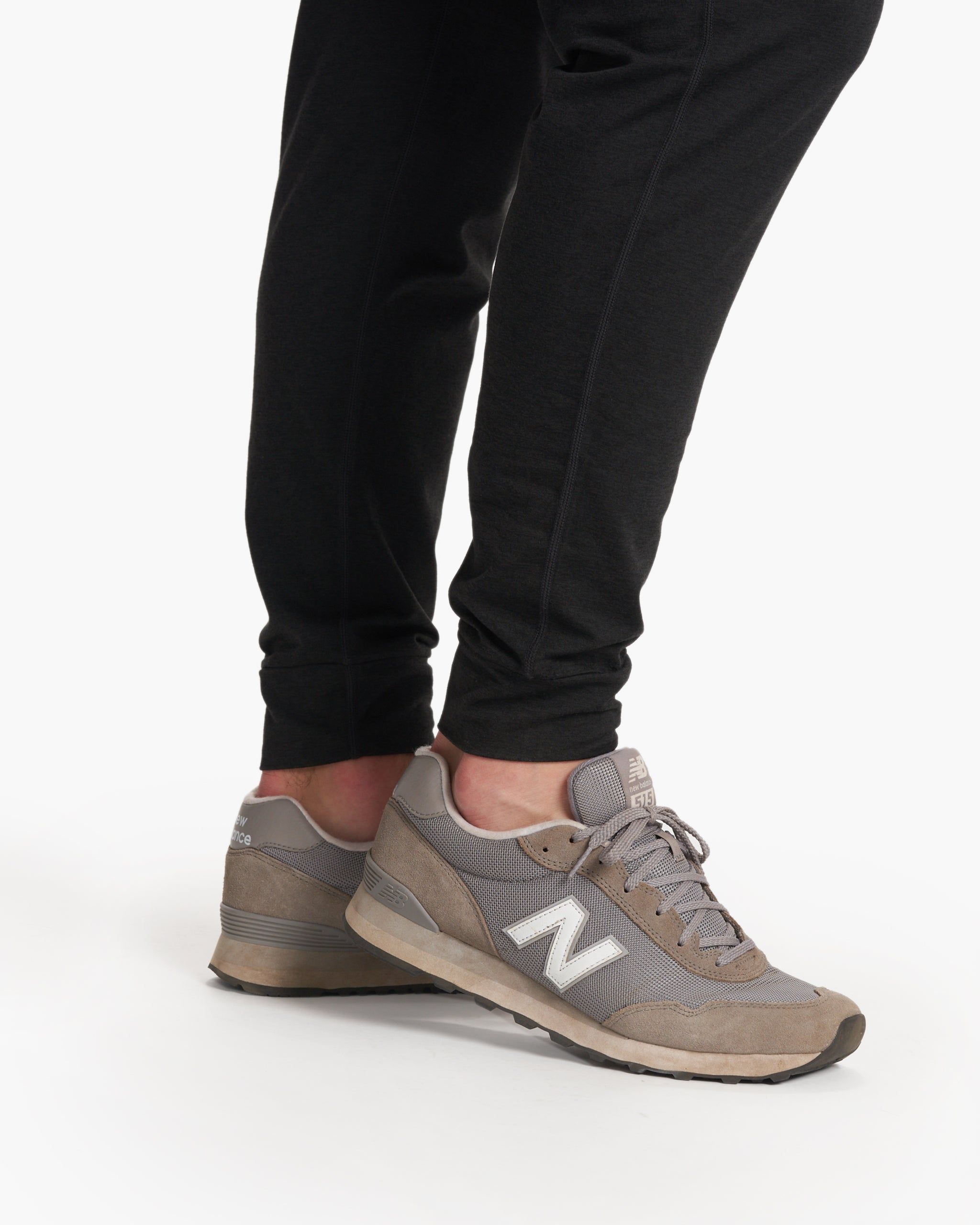 Ponto Performance Jogger | Black Heather sold by Vuori product image thumbnail 6