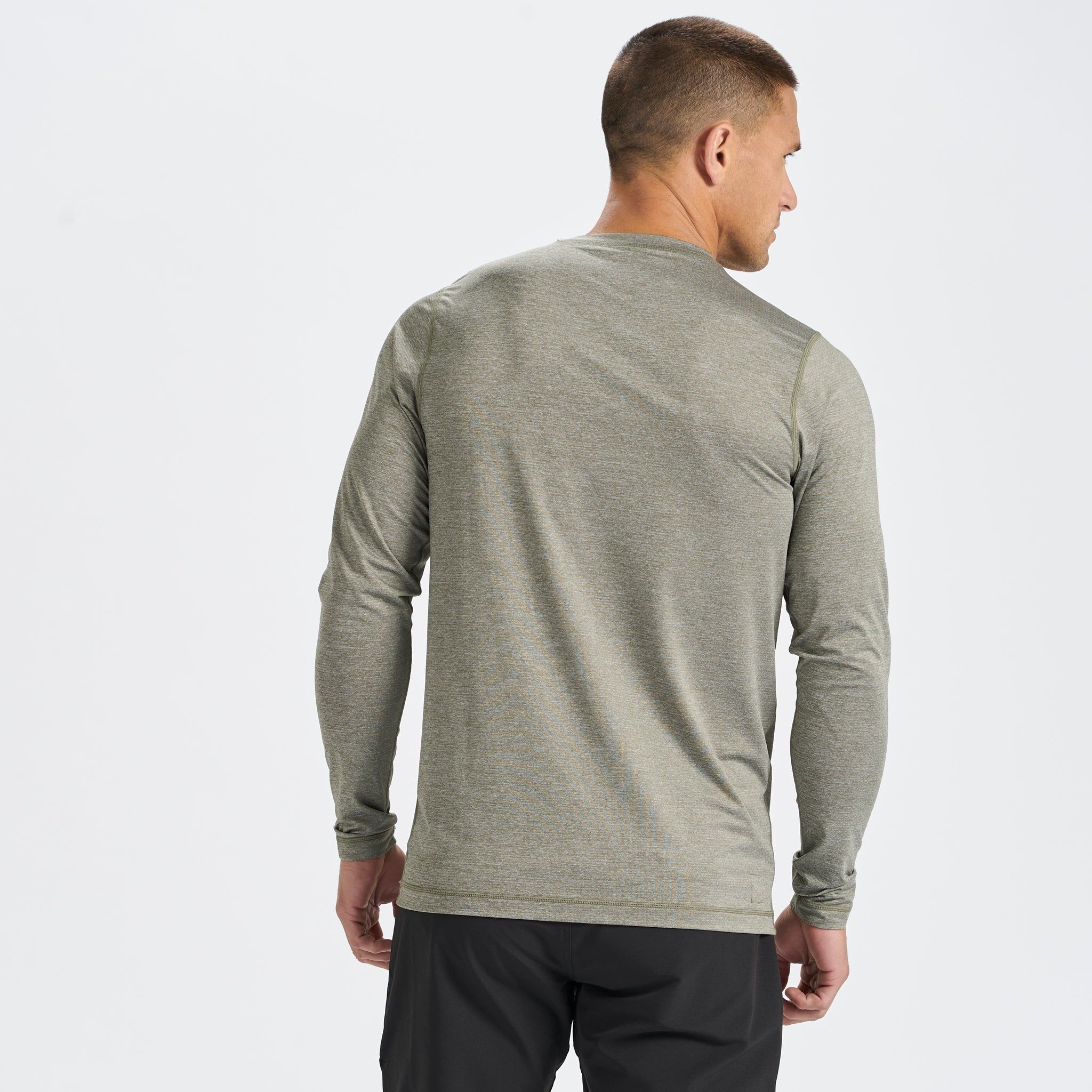 Long-Sleeve Tradewind Performance Tee | Army Heather sold by Vuori product image thumbnail 4
