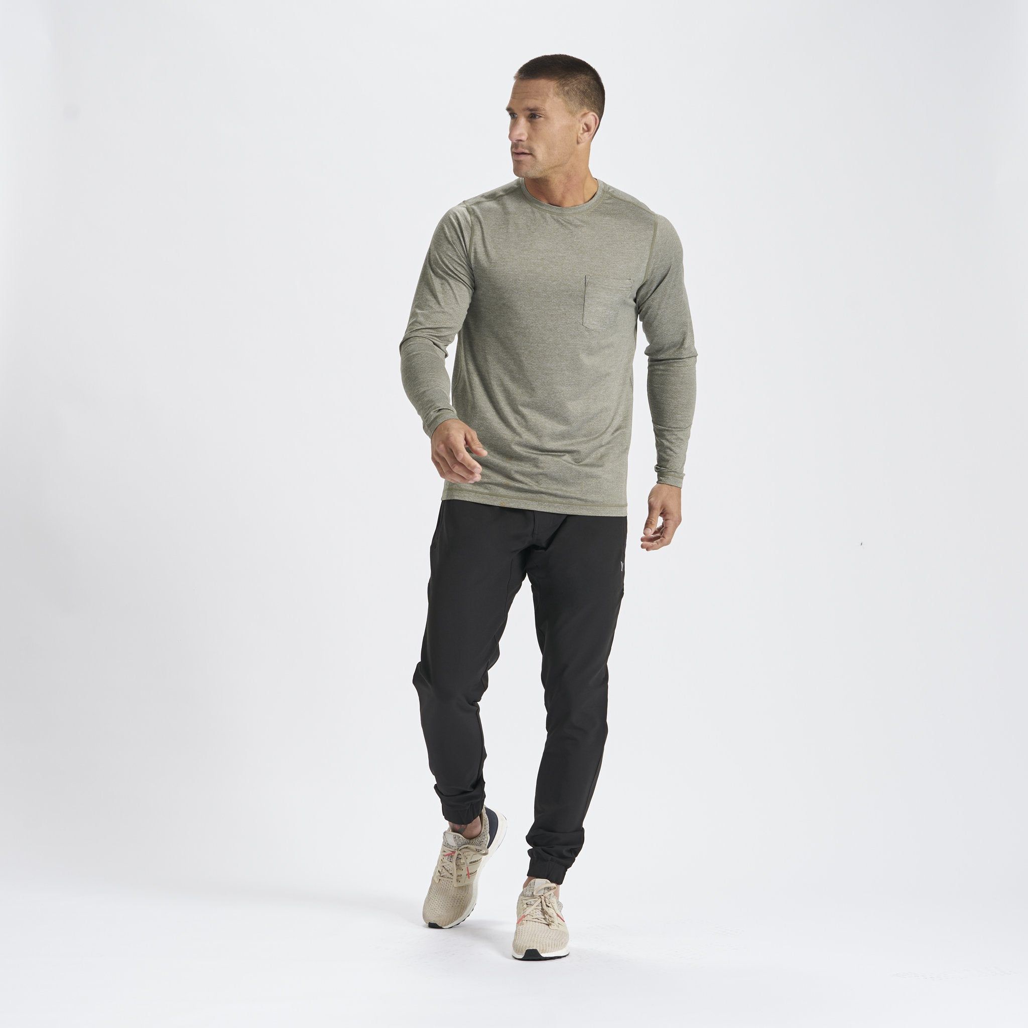 Long-Sleeve Tradewind Performance Tee | Army Heather sold by Vuori product image thumbnail 5