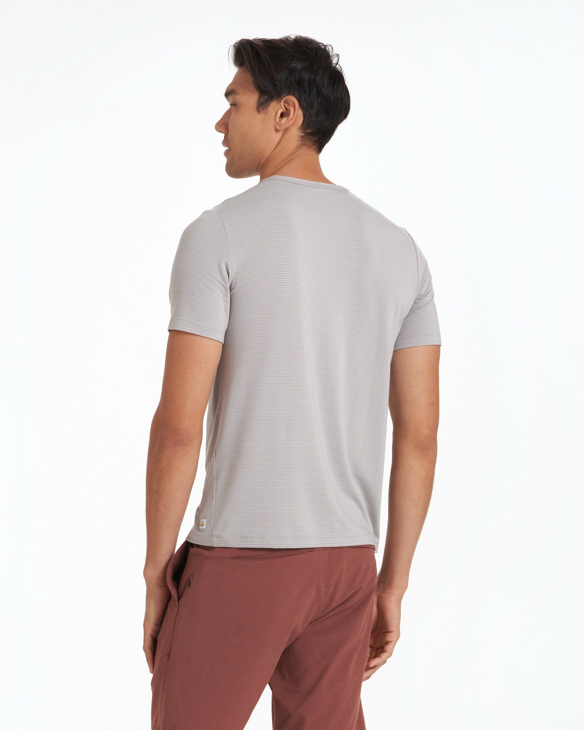 Linear Tech Tee | Fog sold by Vuori product image thumbnail 3