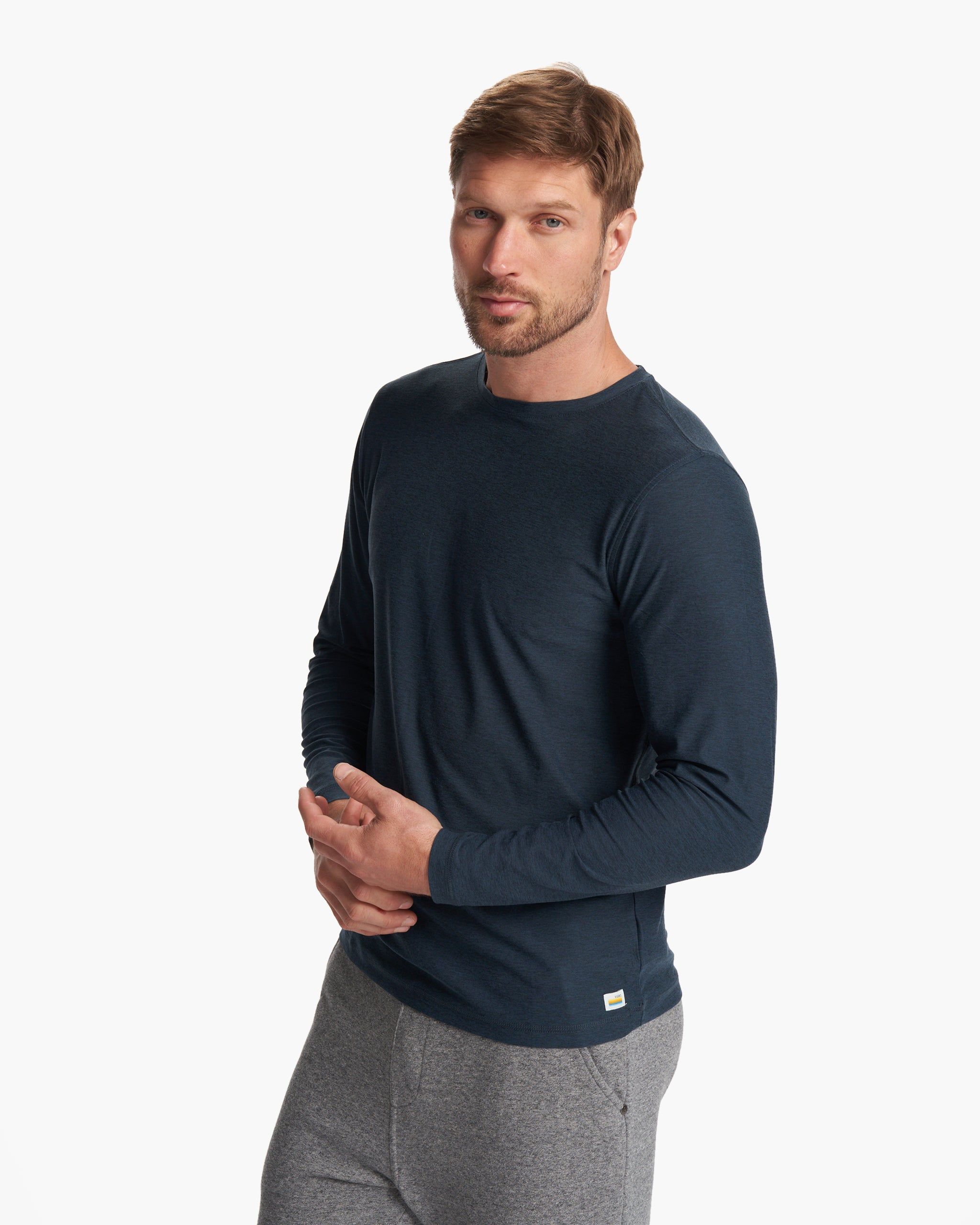 Long-Sleeve Strato Tech Tee | Navy Heather sold by Vuori product image thumbnail 2