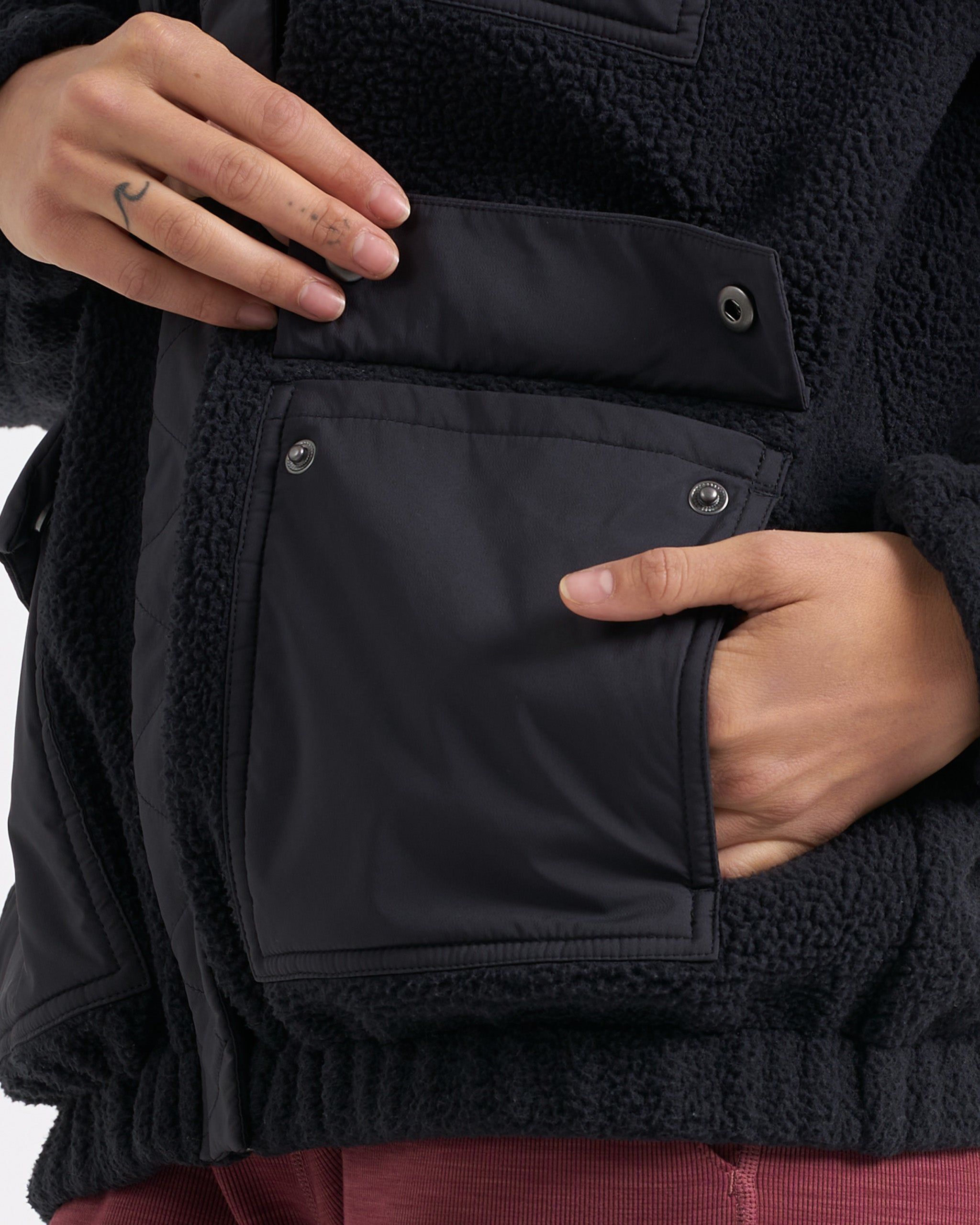 Utility Sherpa Jacket | Black sold by Vuori product image thumbnail 5