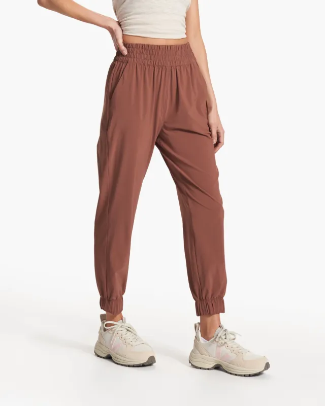 Villa Jogger | Hazelnut sold by Vuori