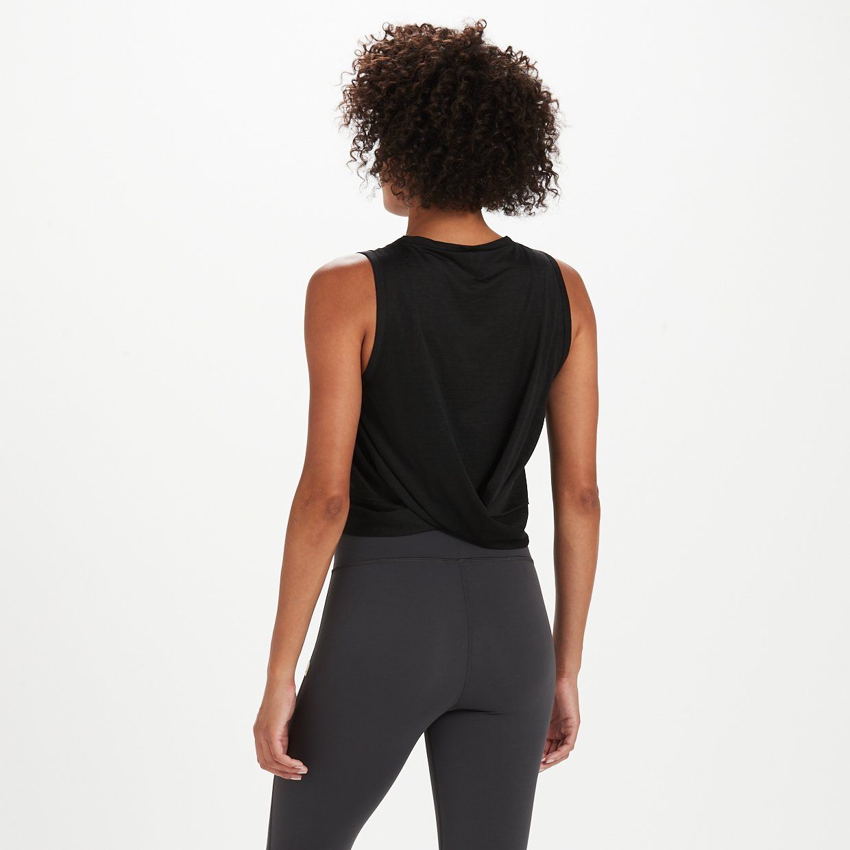 Lizette Crop | Black sold by Vuori product image thumbnail 2