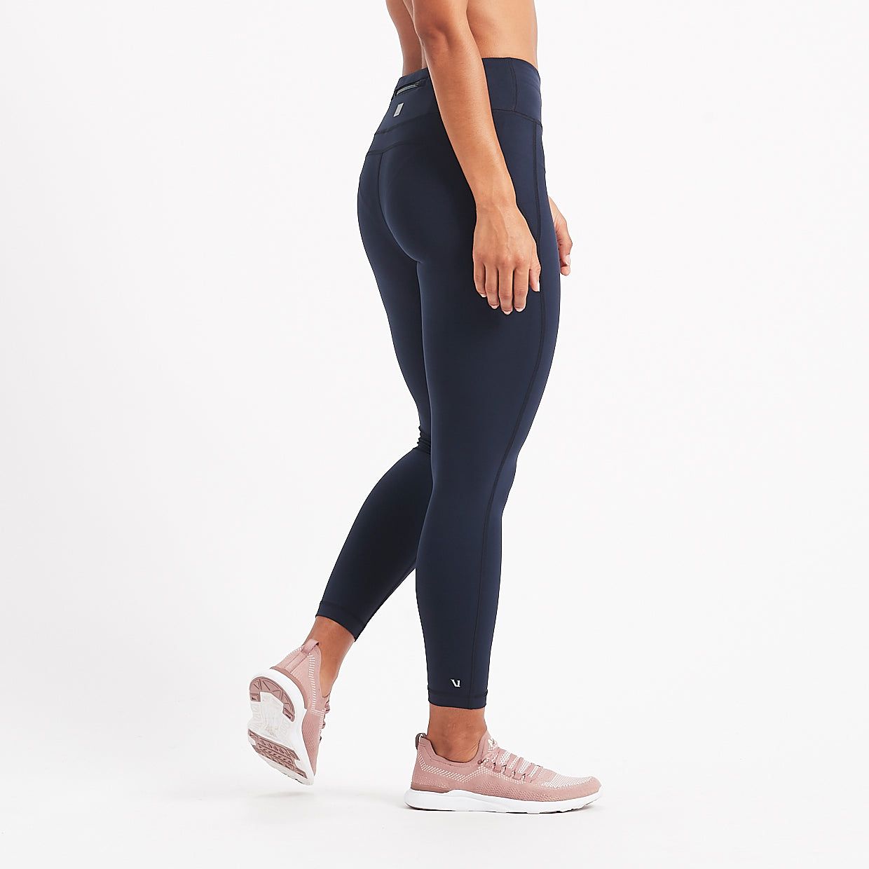 Pace High Rise Legging | ink sold by Vuori product image thumbnail 2