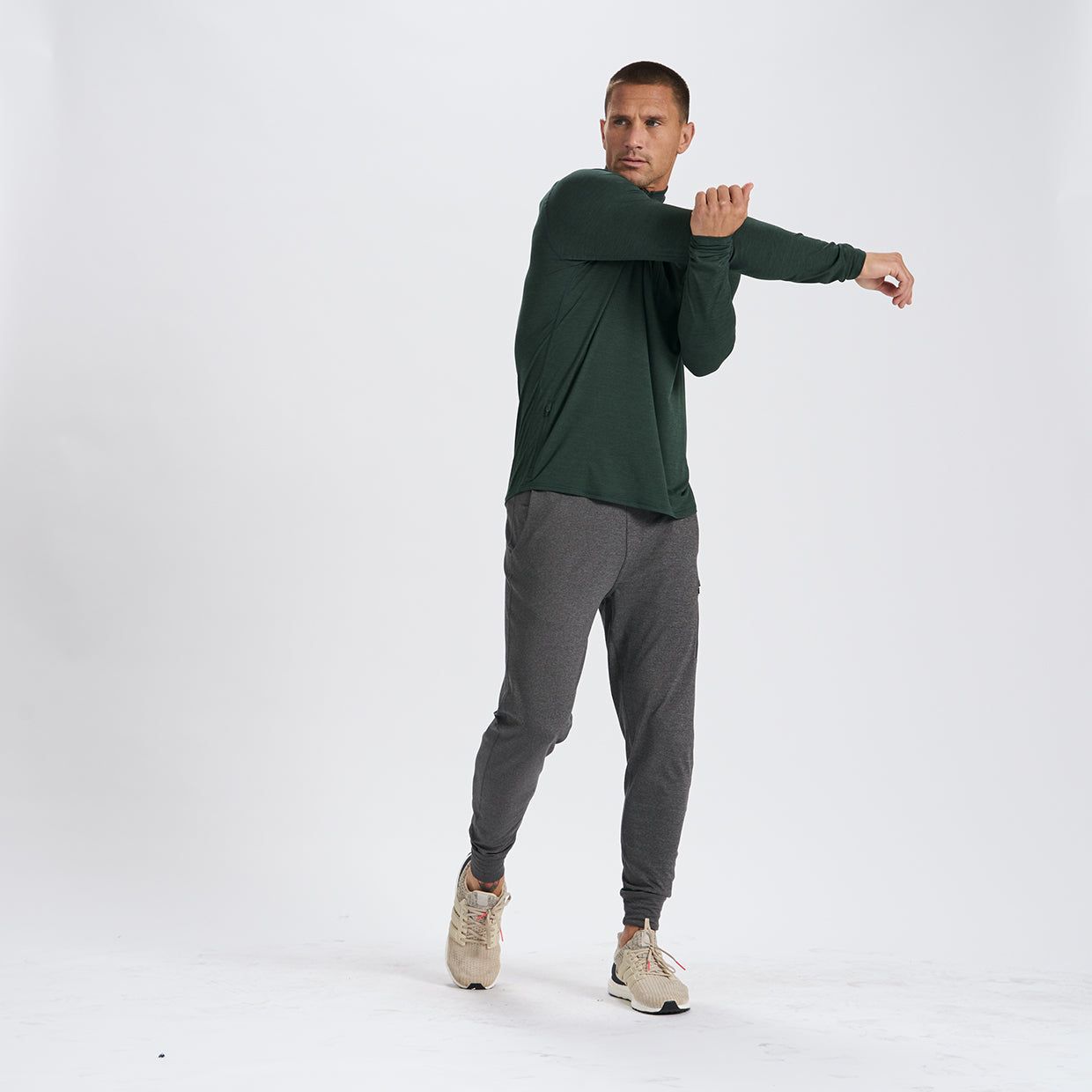 Ease Performance Half Zip | Blackened Green Heather sold by Vuori product image thumbnail 5