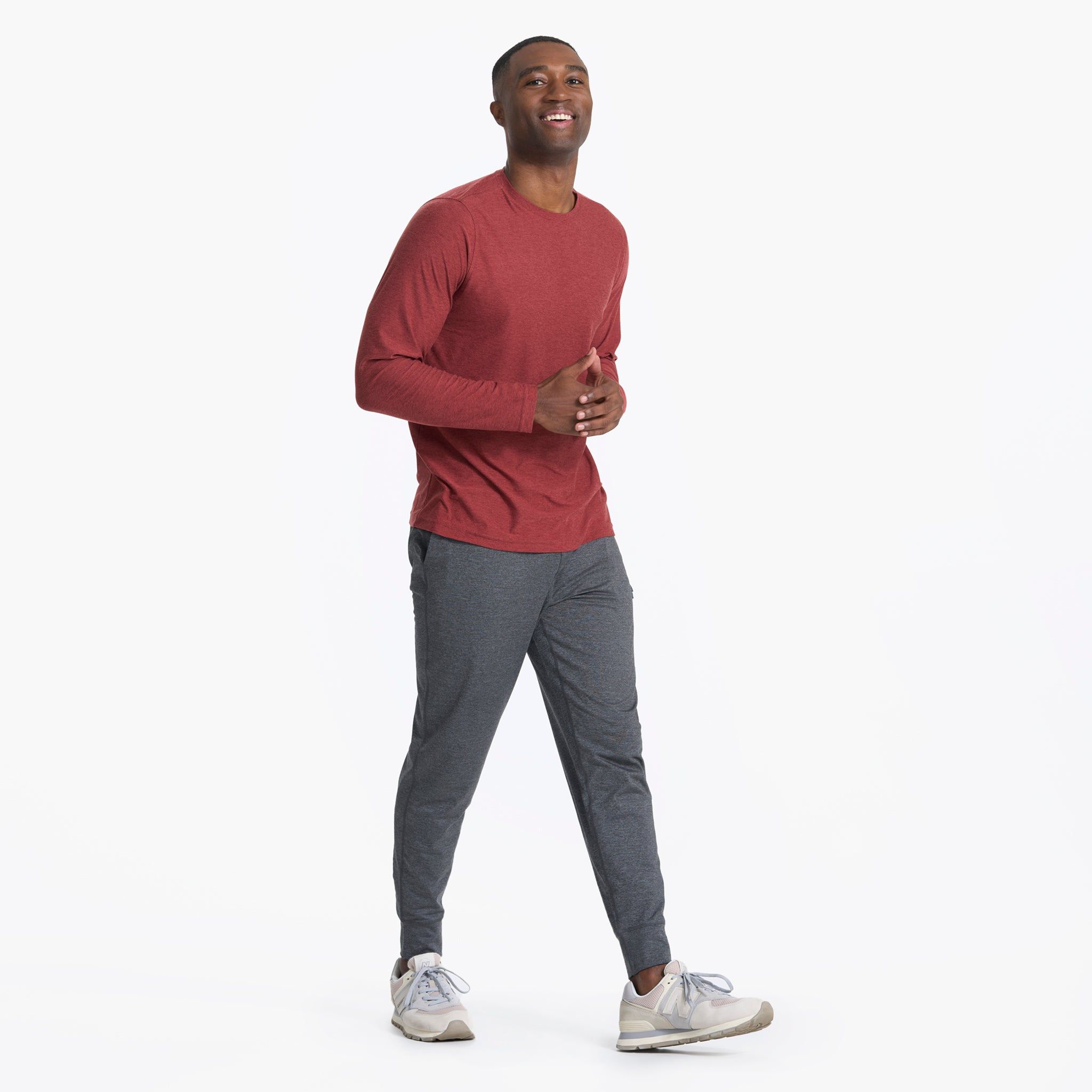 Long-Sleeve Strato Tech Tee | Currant Heather sold by Vuori product image thumbnail 3
