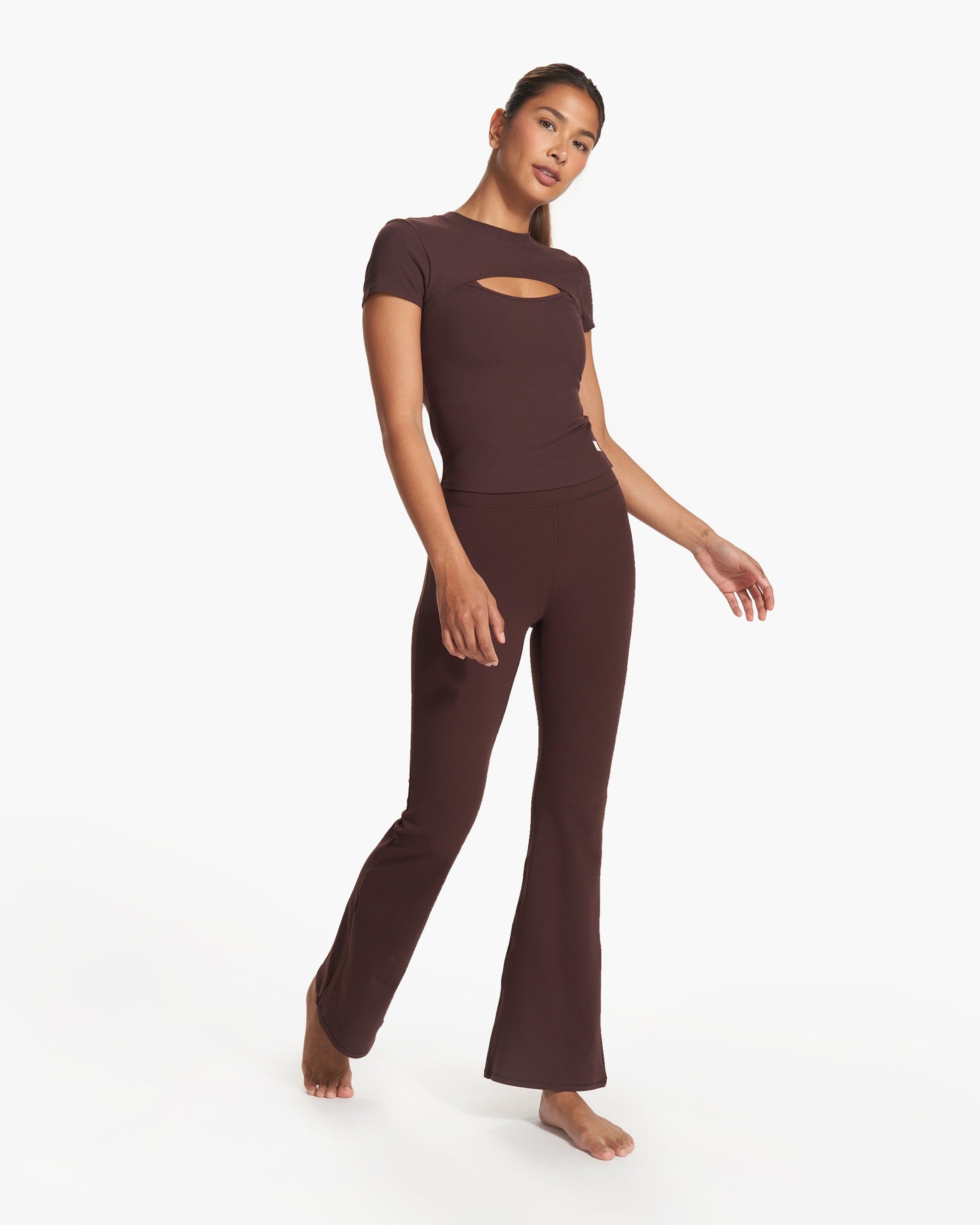 Studio Flare | Mahogany sold by Vuori product image thumbnail 5