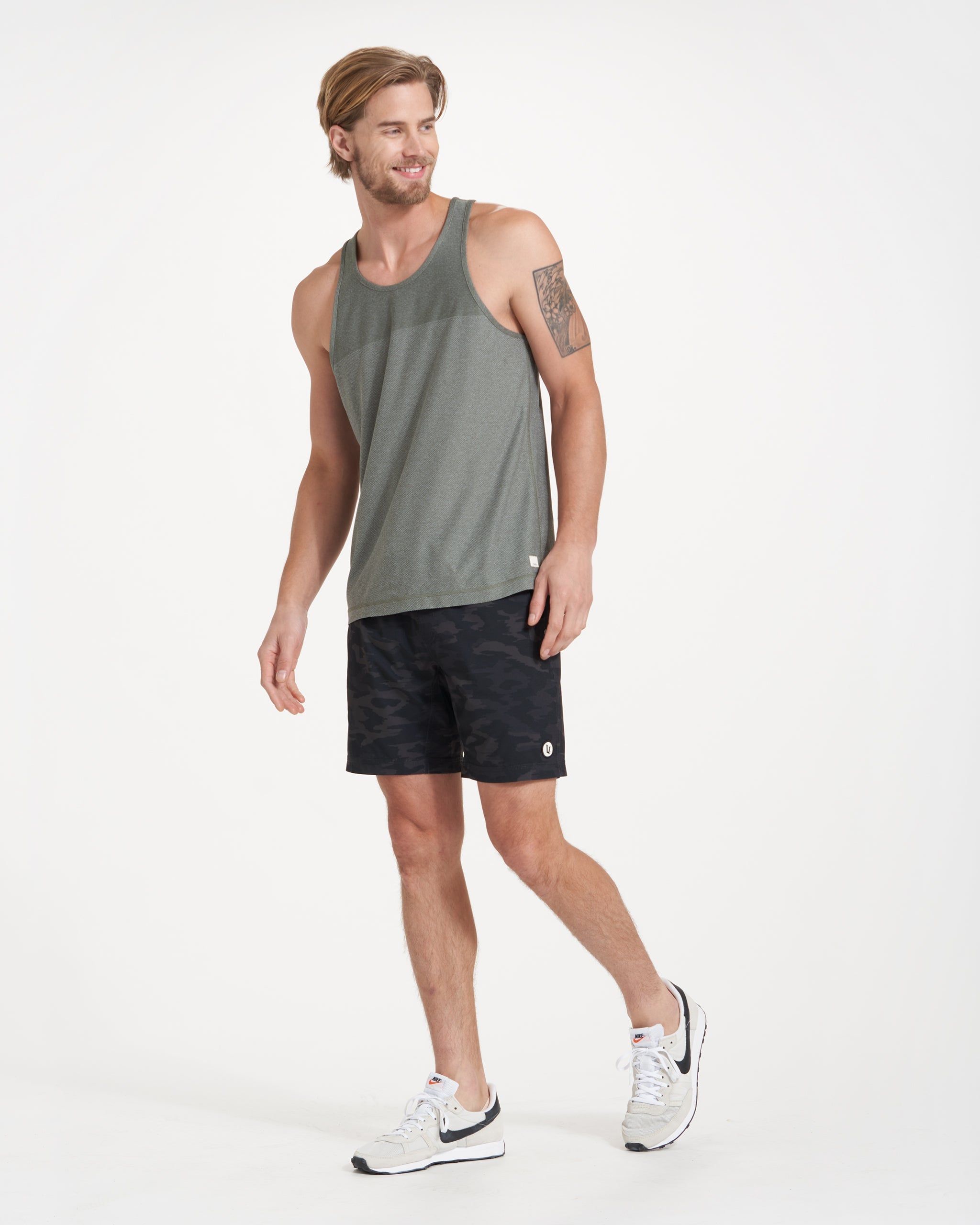 Kore Unlined Short | Black Watercolor Camo sold by Vuori product image thumbnail 7