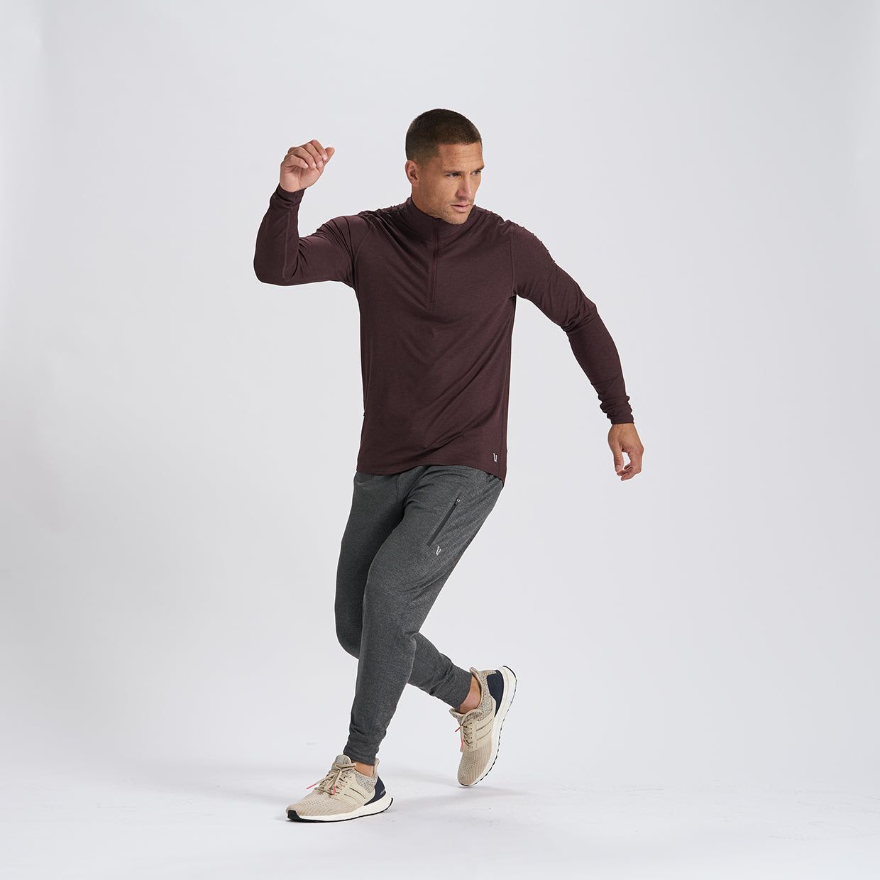 Ease Performance Half Zip | Oxblood Heather sold by Vuori product image thumbnail 7