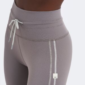 Daily Sport Legging | Smoke sold by Vuori