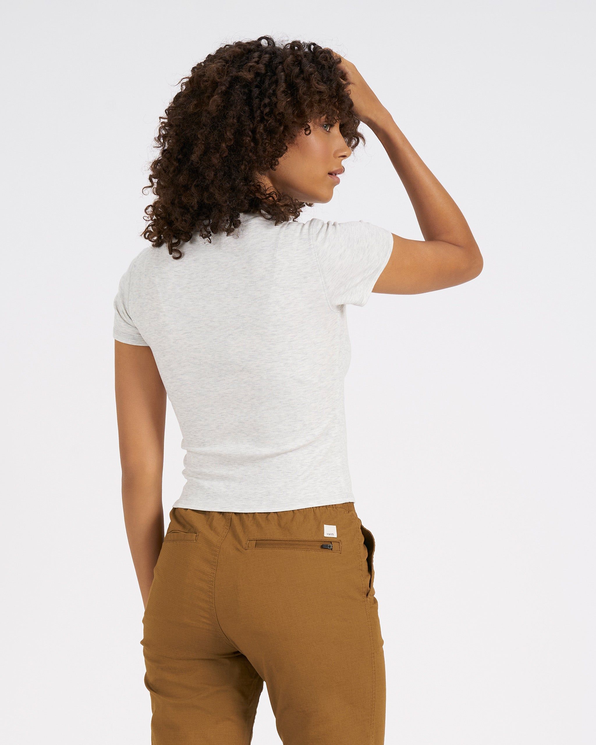 Pose Fitted Tee | White Heather sold by Vuori product image thumbnail 5