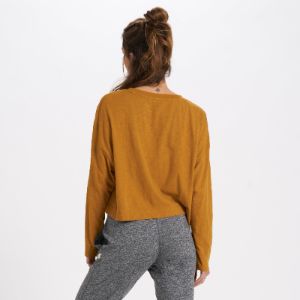 Long-Sleeve Sundown Tee | Dark Golden sold by Vuori