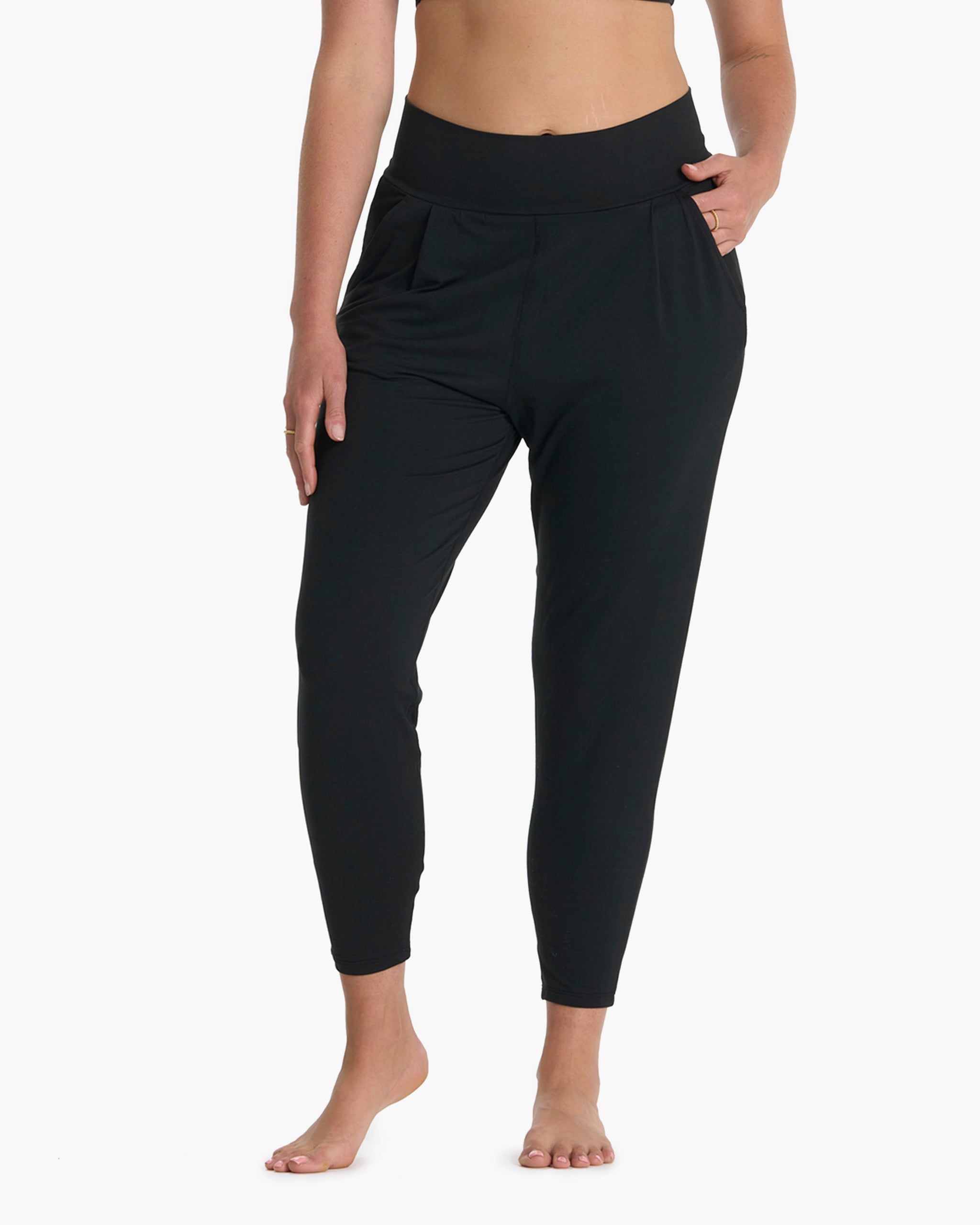 Lux At Ease Pant | Black sold by Vuori