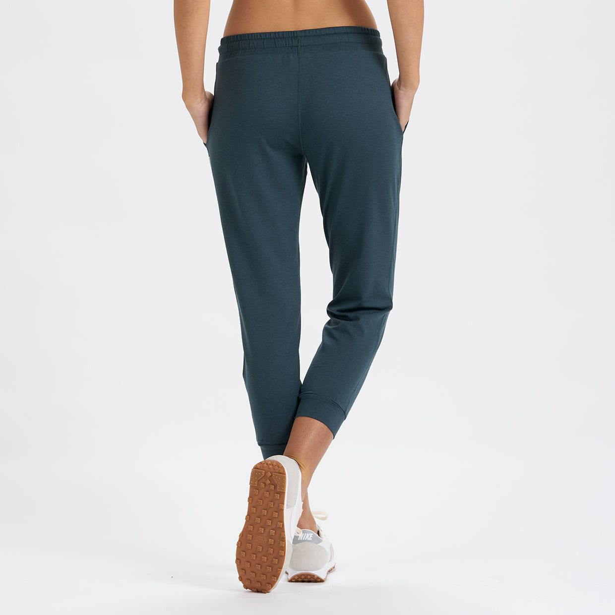 Performance Jogger | Beryl Heather sold by Vuori product image thumbnail 2