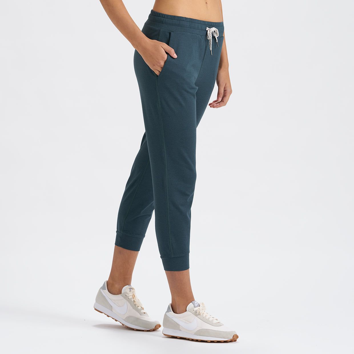 Performance Jogger | Beryl Heather sold by Vuori
