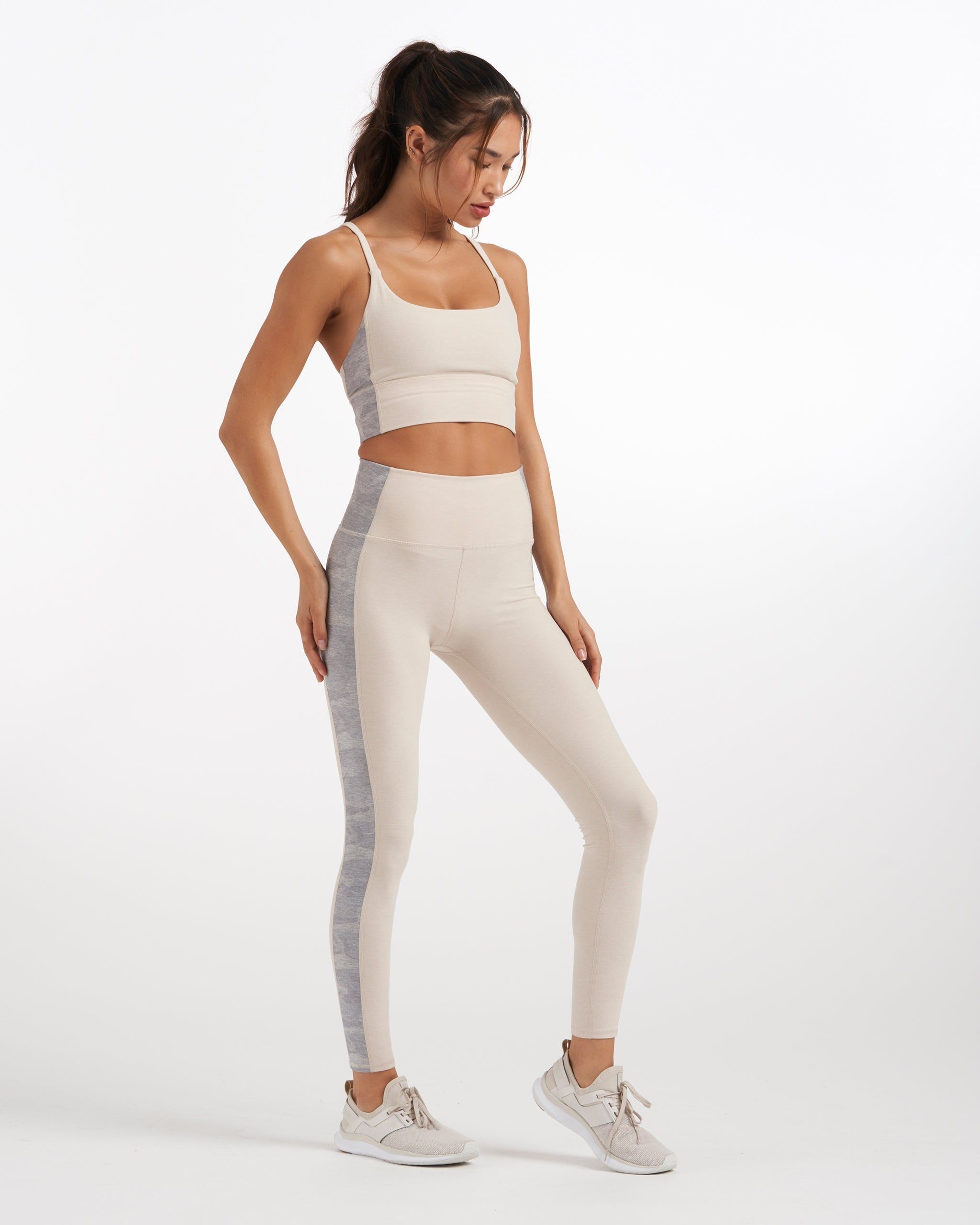 Aspire Elevation Legging | Dune Heather sold by Vuori product image thumbnail 4