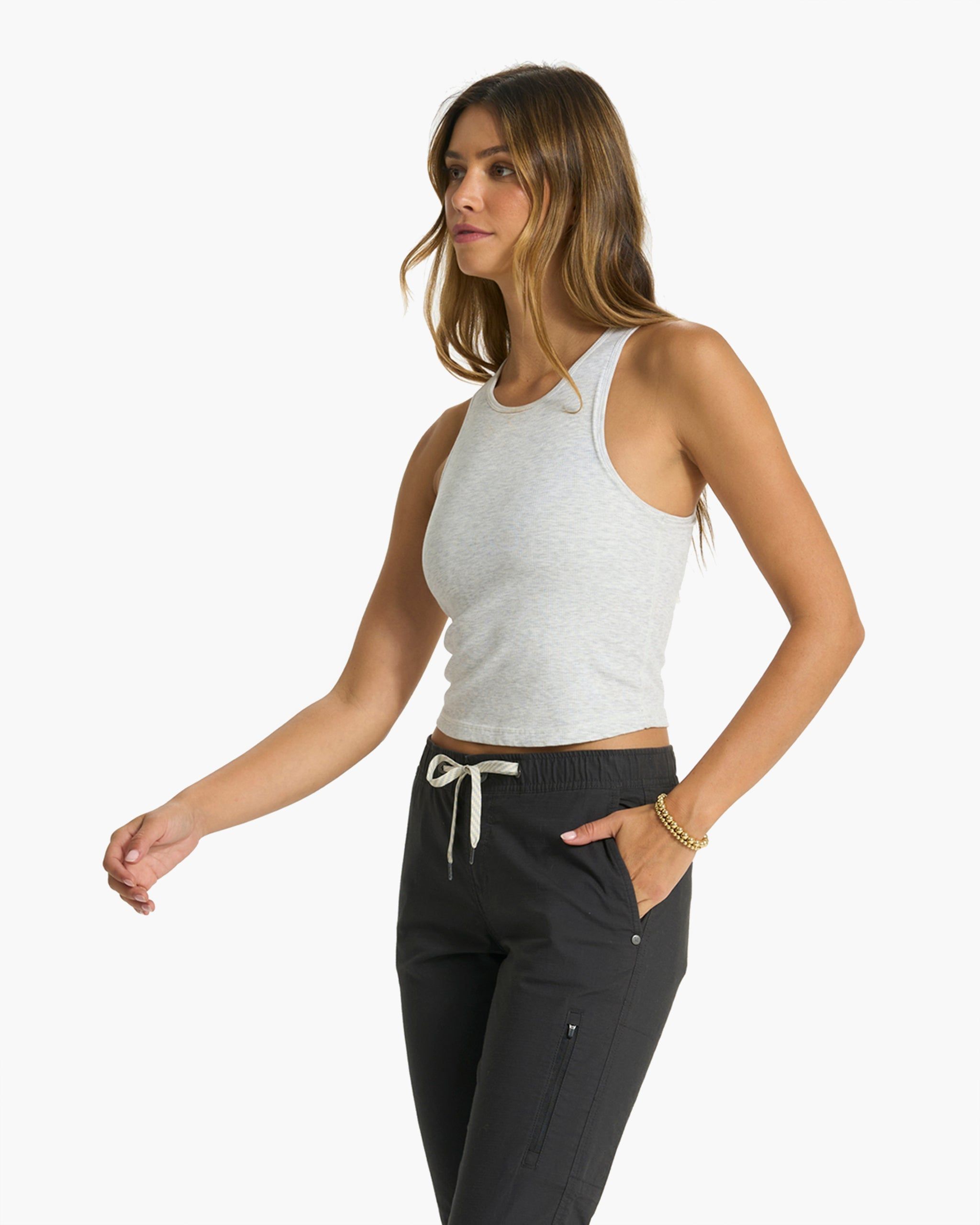 Pose Plyo Tank | White Heather sold by Vuori product image thumbnail 2