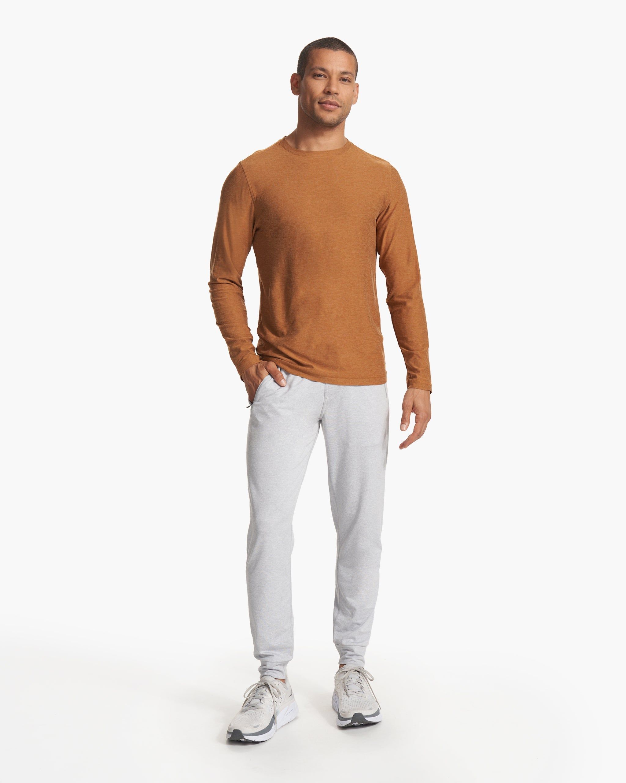 Long Sleeve Strato Tech Tee | Autumn Heather sold by Vuori product image thumbnail 5