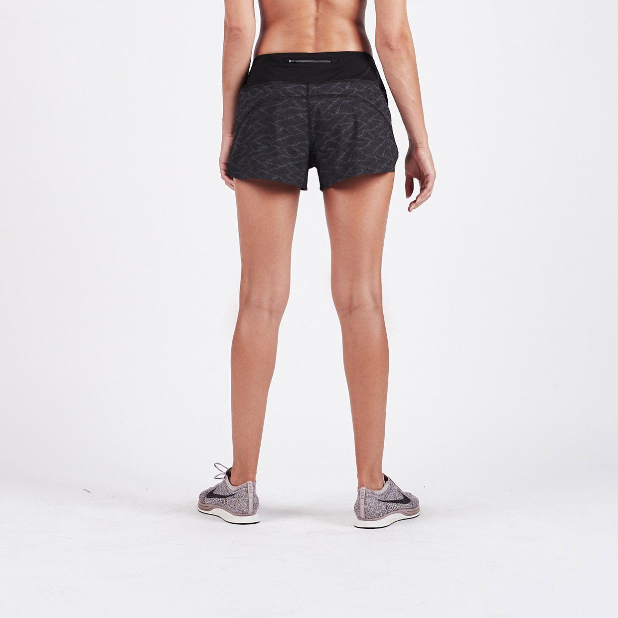 Omni Performance Short | Charcoal Wave Texture sold by Vuori product image thumbnail 3