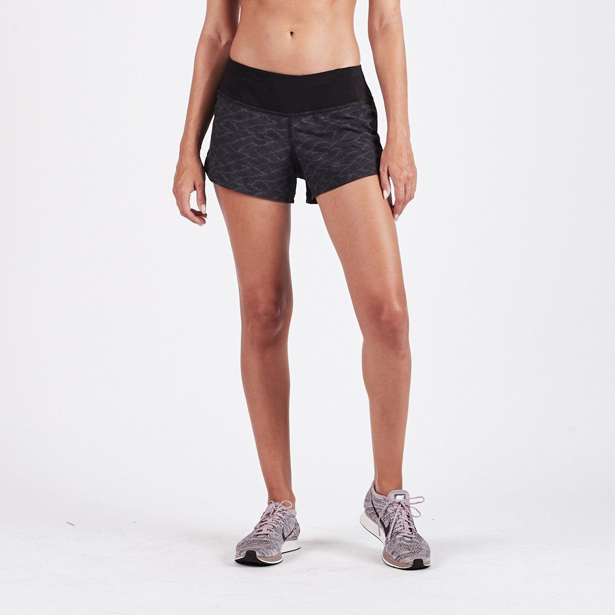 Omni Performance Short | Charcoal Wave Texture sold by Vuori