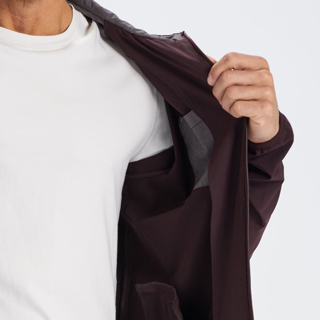 Outdoor Trainer Shell | Oxblood Texture sold by Vuori product image thumbnail 5