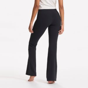 Studio Flare | Black sold by Vuori