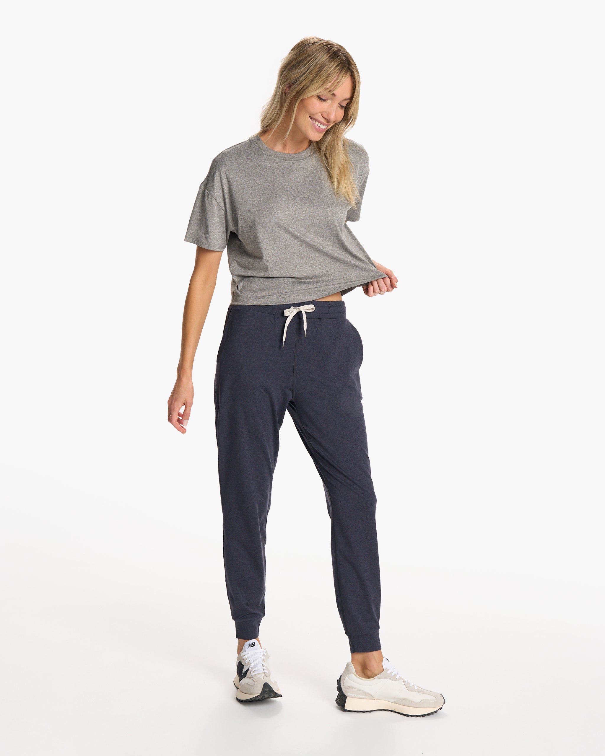 Energy Tee | Heather Grey sold by Vuori product image thumbnail 6