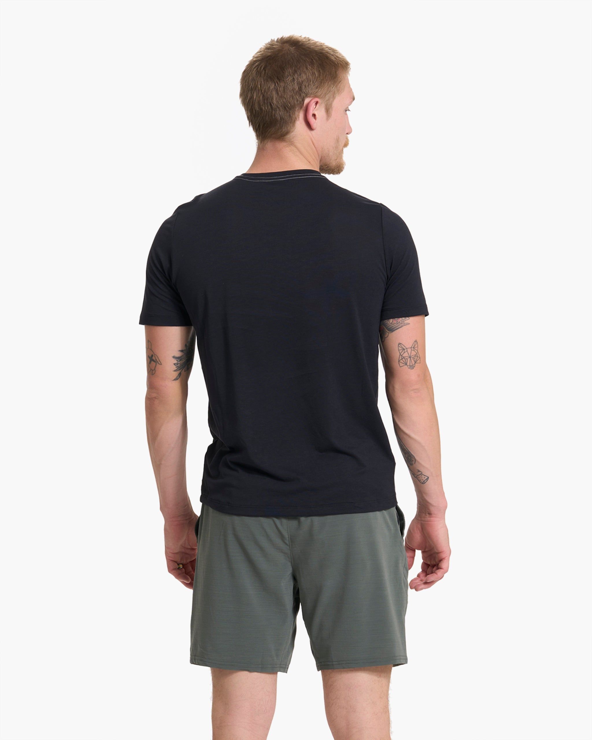 Current Tech Tee | Black sold by Vuori product image thumbnail 4