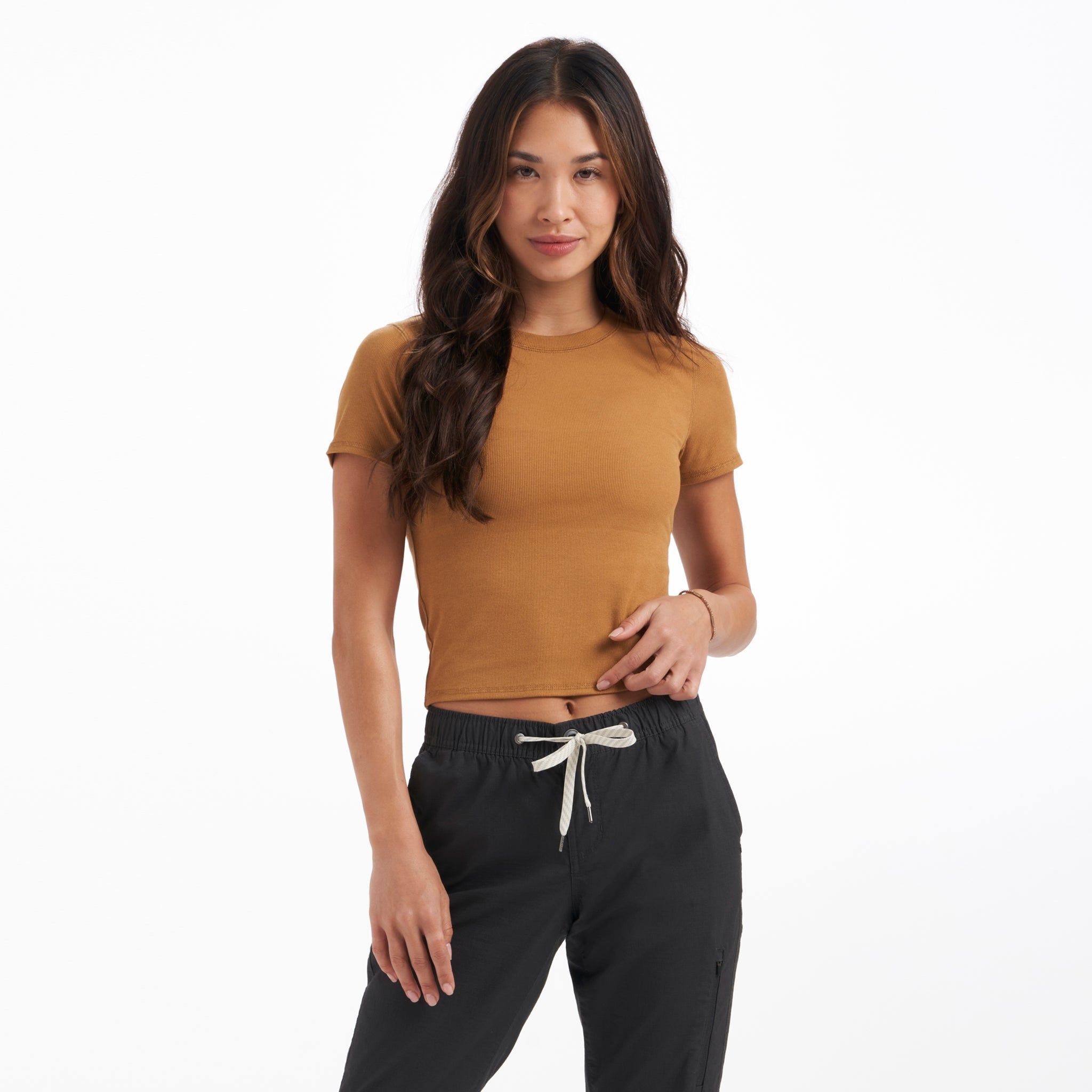 Pose Fitted Tee | Dark Golden Heather sold by Vuori