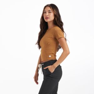 Pose Fitted Tee | Dark Golden Heather sold by Vuori