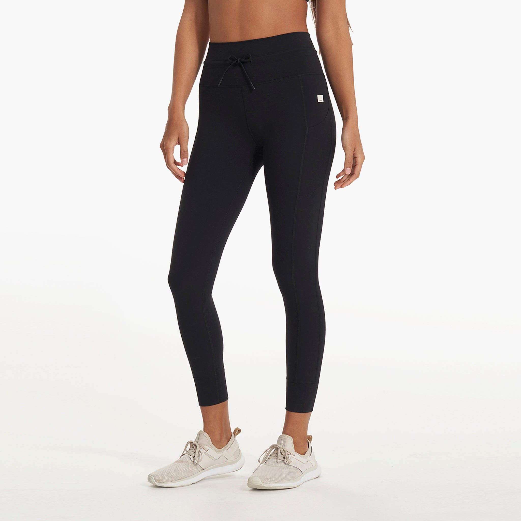 Daily Pocket Legging | Black sold by Vuori product image thumbnail 2
