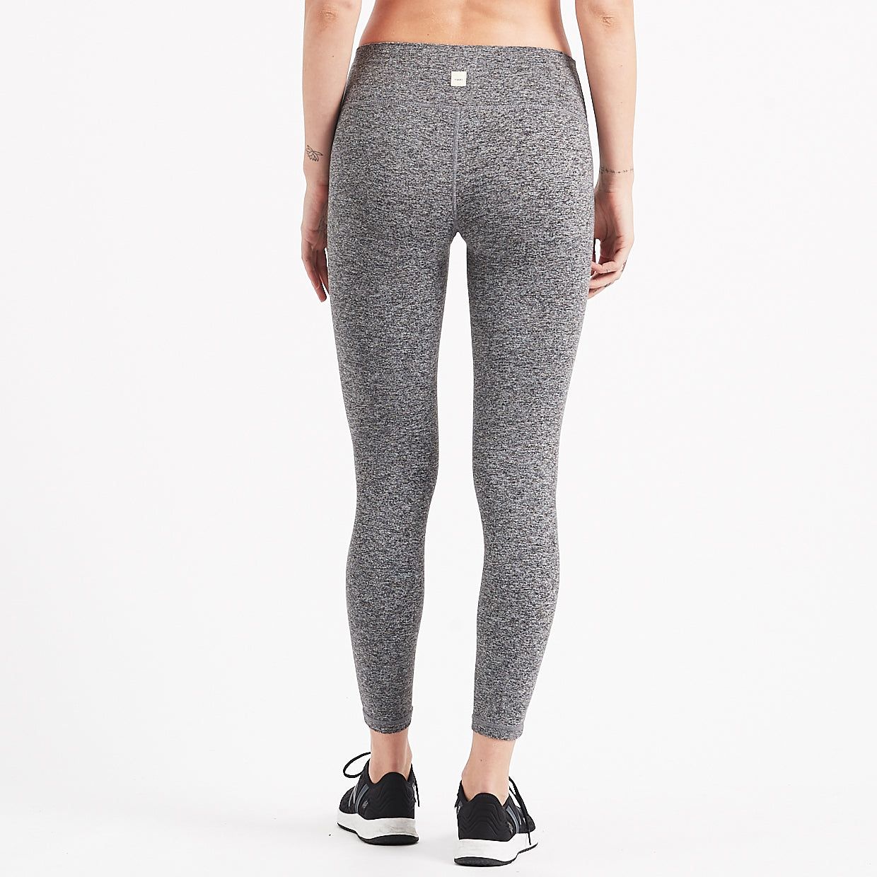 Outerlands Mid Rise Legging | Heather Grey sold by Vuori product image thumbnail 3