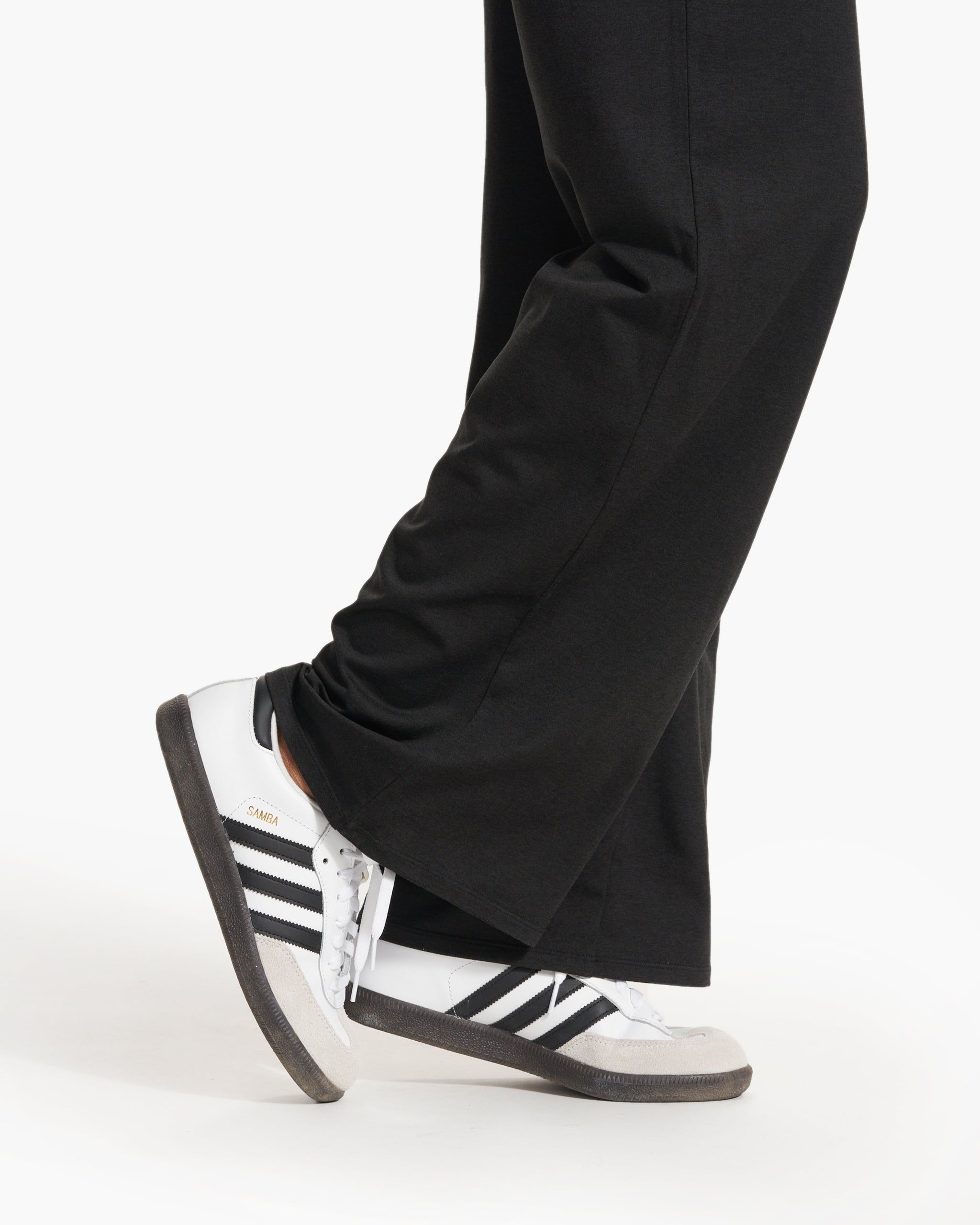 Halo Essential Wideleg - Long | Black Heather sold by Vuori product image thumbnail 6