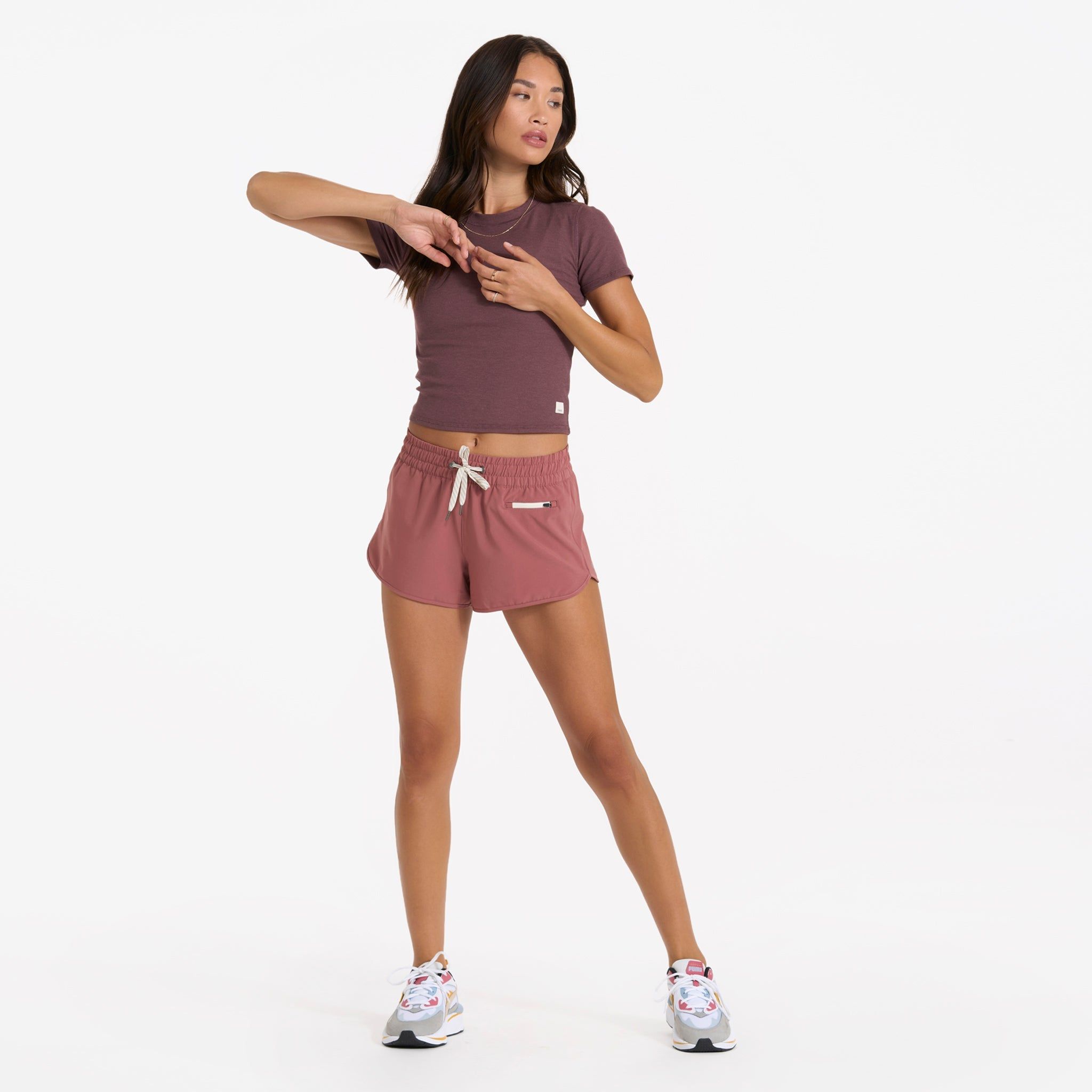 Pose Fitted Tee | Chestnut Heather sold by Vuori product image thumbnail 5