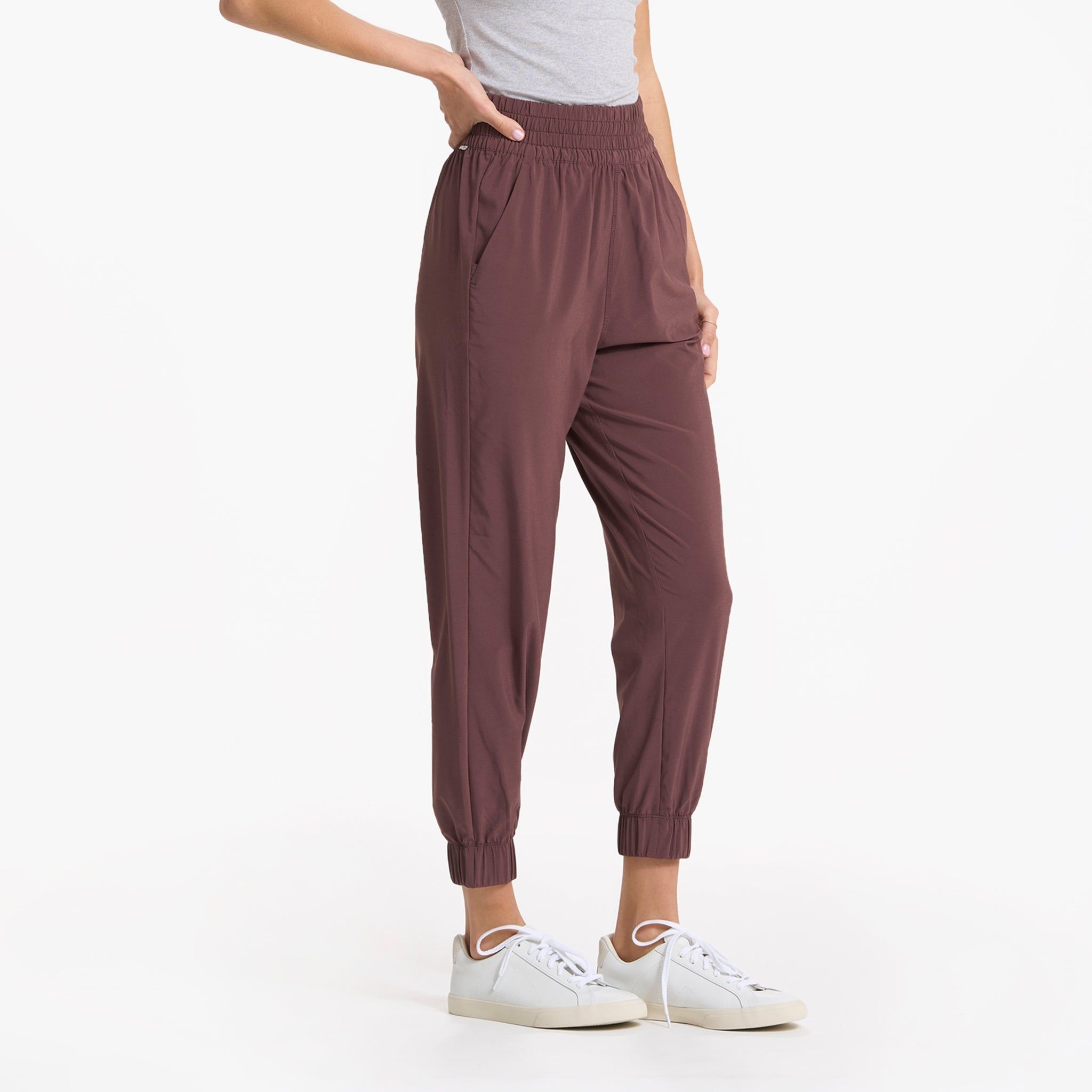 Villa Jogger | Chestnut sold by Vuori product image thumbnail 4