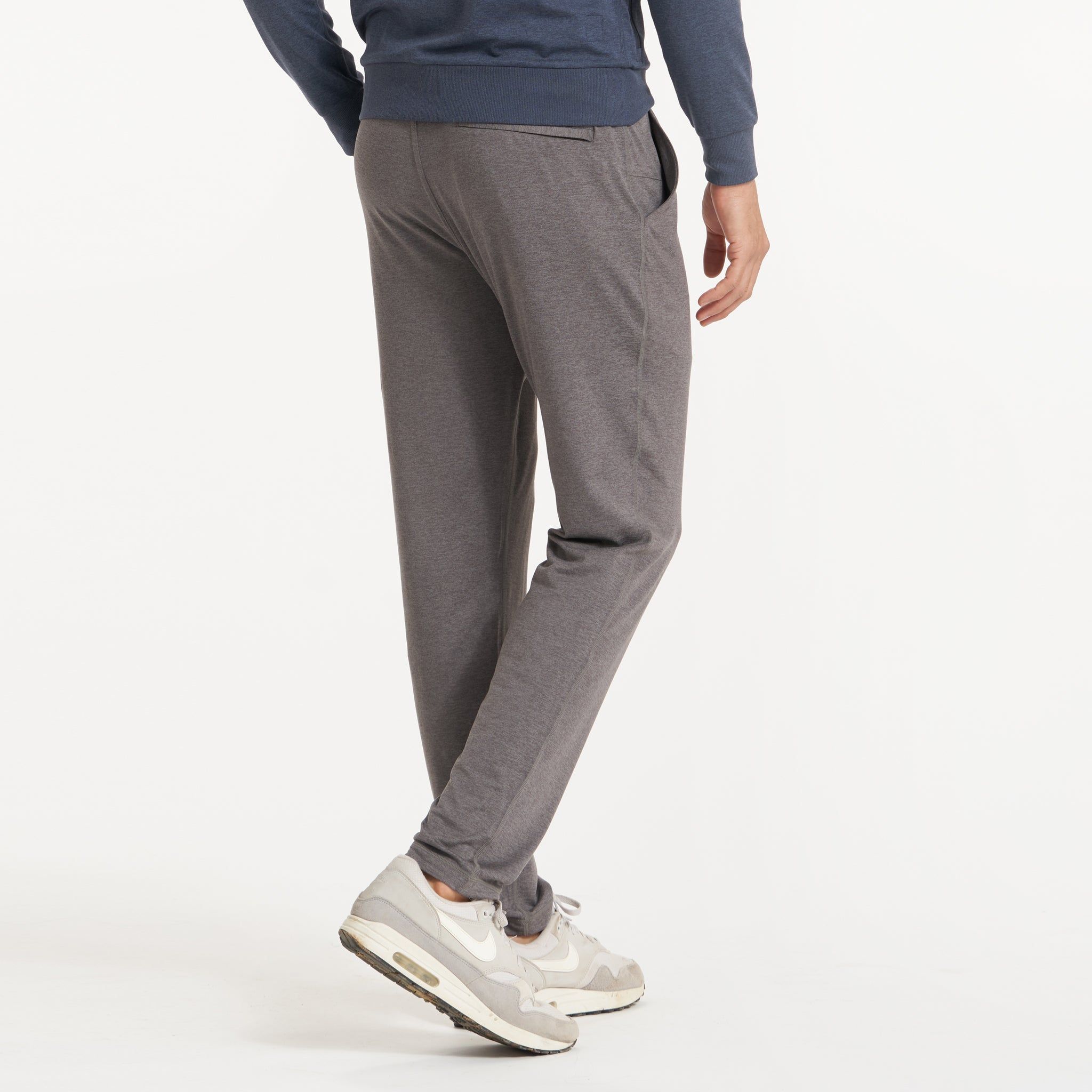 Ponto Performance Pant | Smoke Heather sold by Vuori product image thumbnail 4
