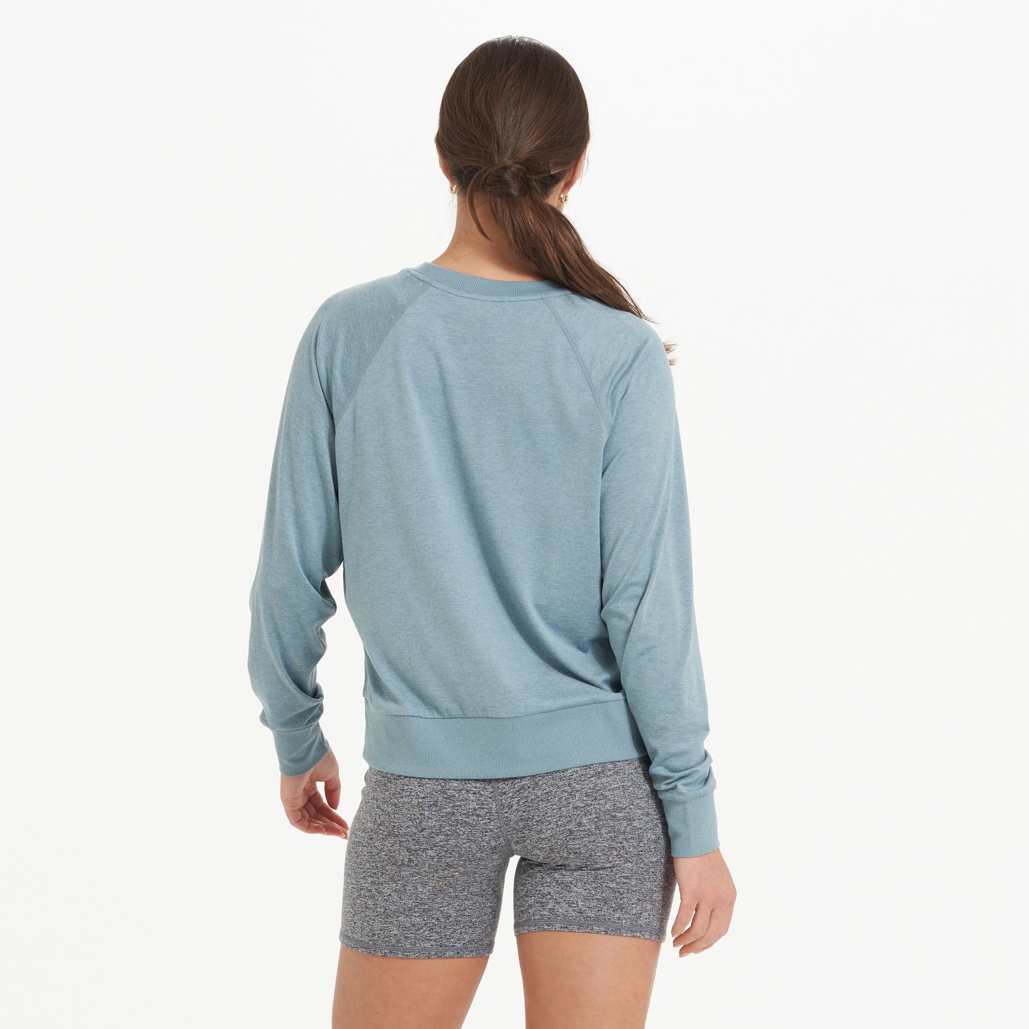 Long-Sleeve Halo Crew | Shade Heather sold by Vuori product image thumbnail 4