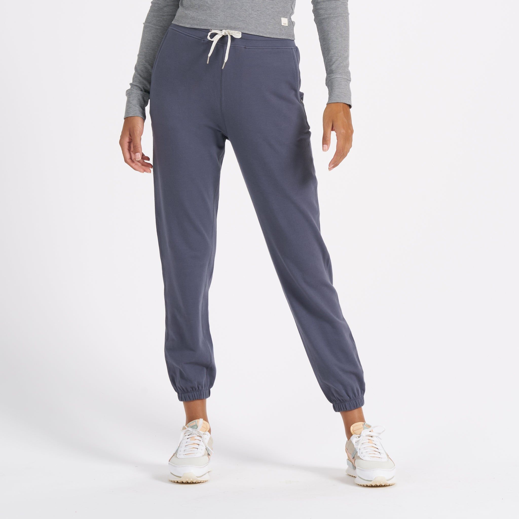 Laguna Lounge Pant 2.0 | Azure sold by Vuori product image thumbnail 2